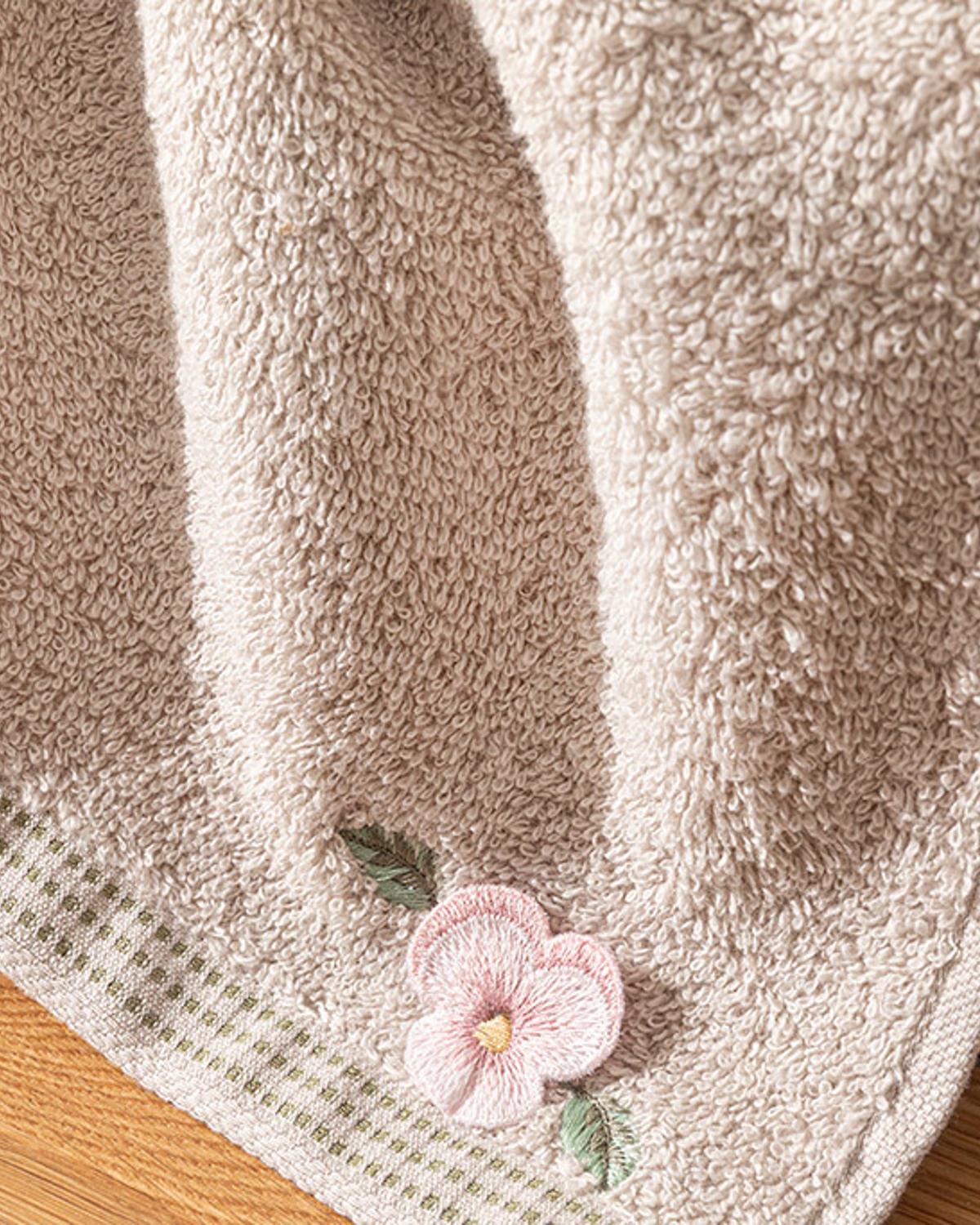 Mauve Кърпа За Ръце С бродерия 30x45 см Бежов