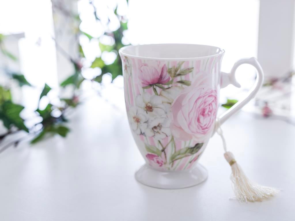 Pink Rose Чаша С краче Порцелан . Gray