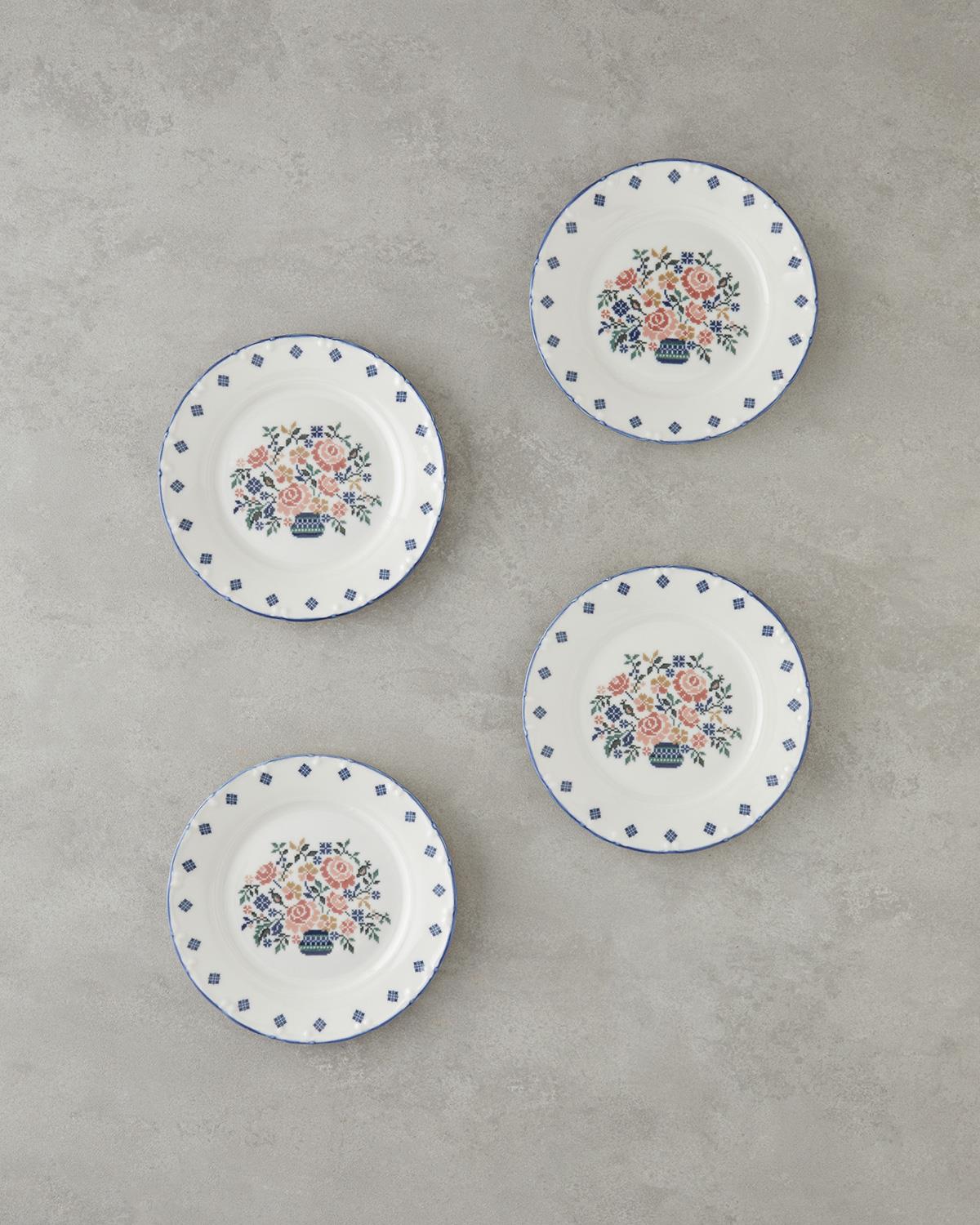 Комплект За Торта Порцелан 4 бр. Шарен