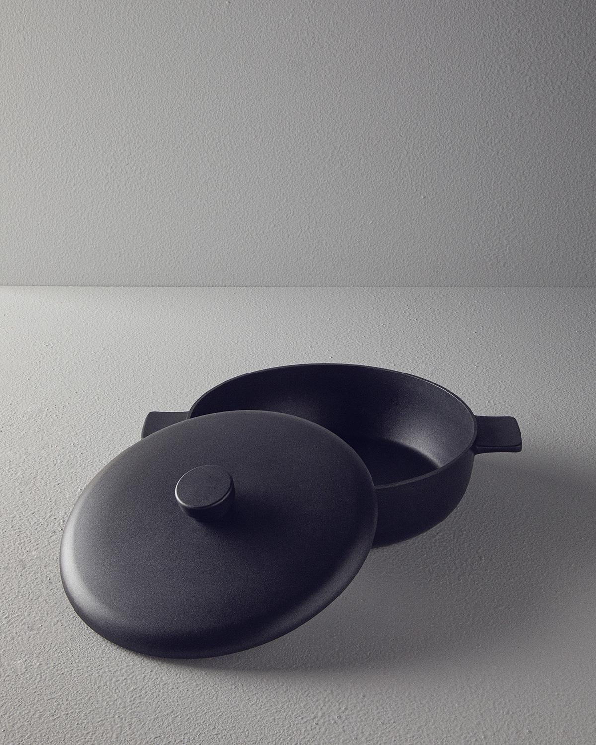 Prime Cast Aluminum Flat Pan 28 cm Black