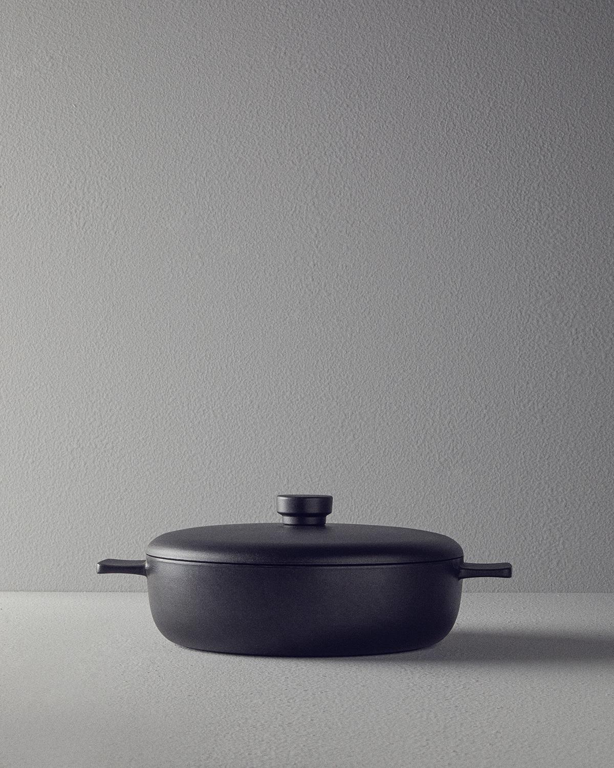 Prime Cast Aluminum Flat Pan 28 cm Black