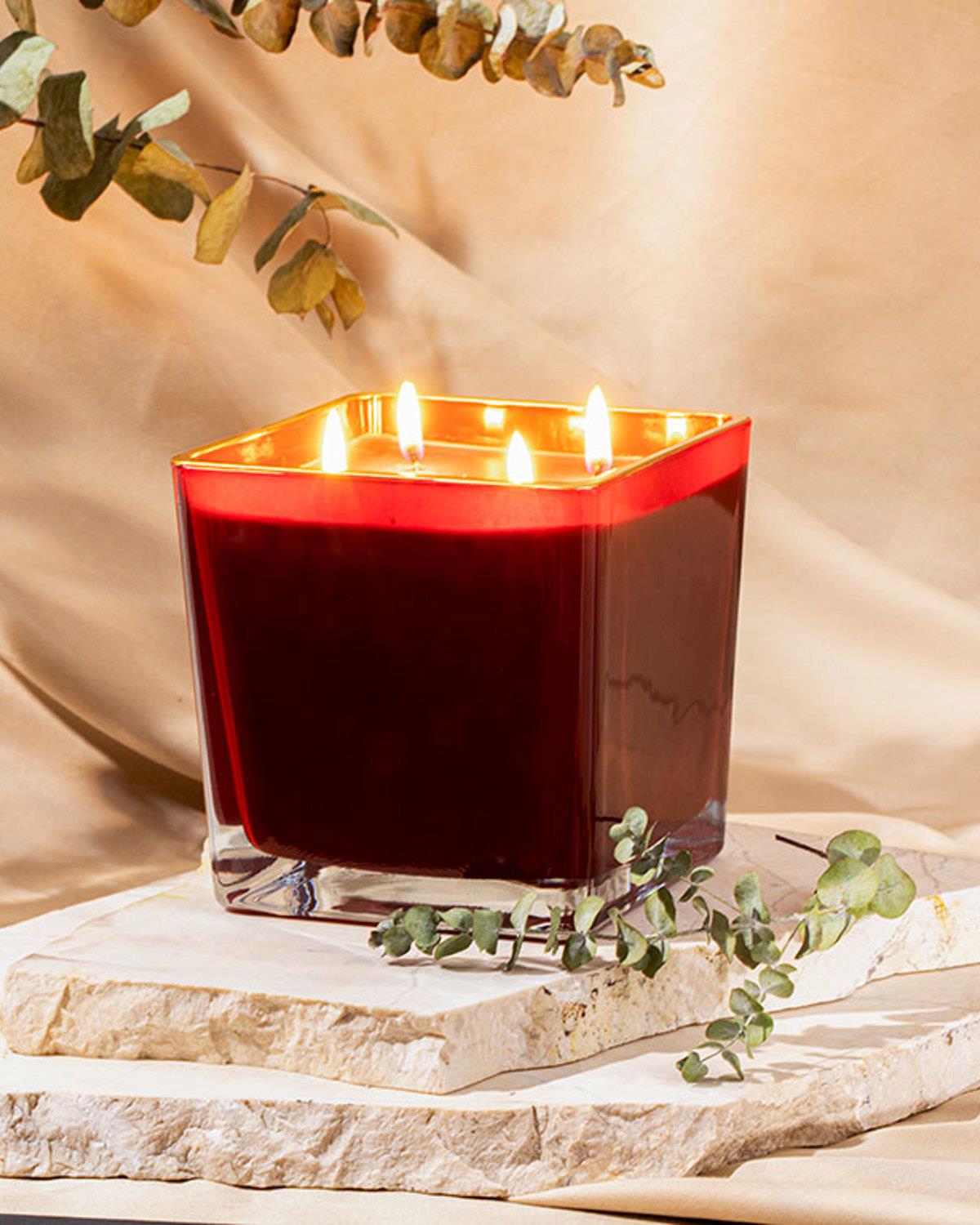 Quentin Scented Candle 760 g Claret Red