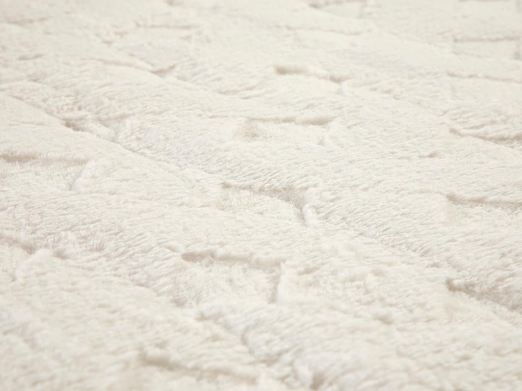 Rabbit Grid Polyester Carpet 80x150 cm White
