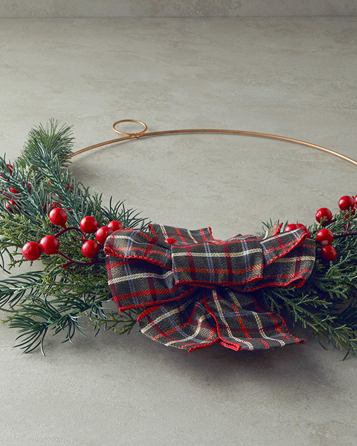 Red Berries Украшение За Врата 50 см Червен