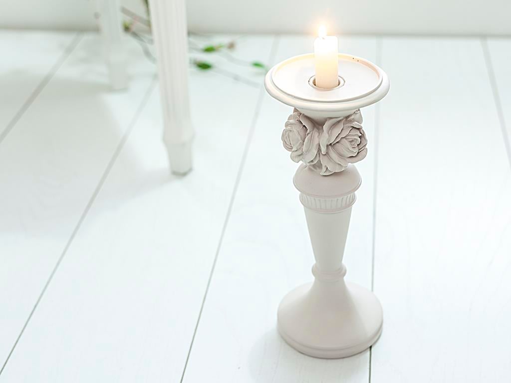 Rosa СВЕЩНИК Малка . Pink