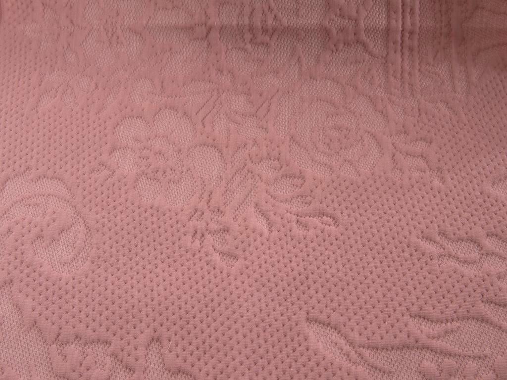 Rosy Damask ПОКРИВКА ЗА ЛЕГЛО К Двоен човек Плетиво 240x260 cm Pink