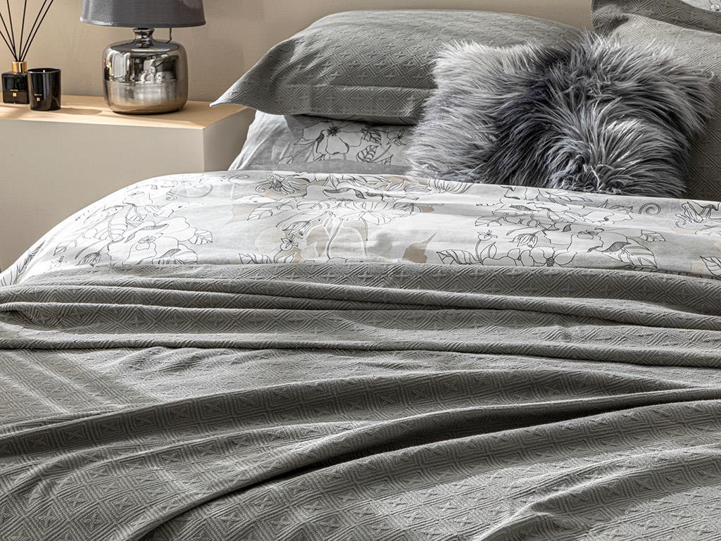 Royal Trellis ПОКРИВКА ЗА ЛЕГЛО К Двоен човек Kabartma Jakar 240x260 cm Gray