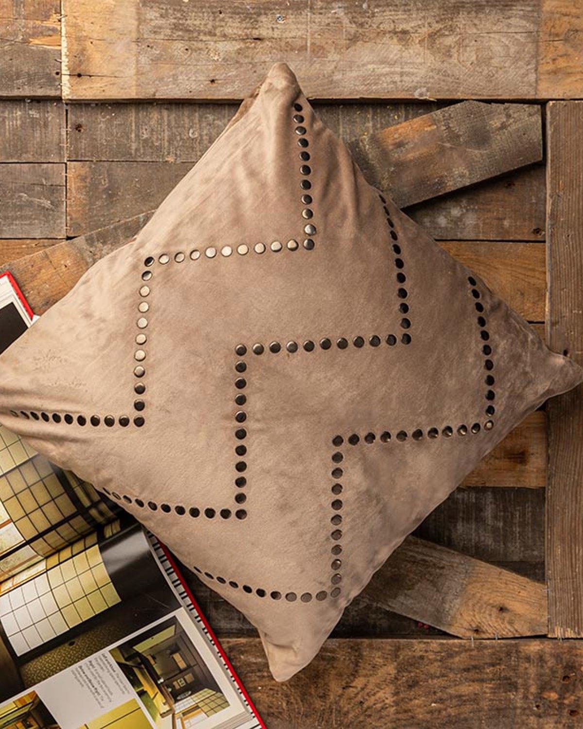 Rustic Декоративна Възглавница С капси Гюдерия 45x45 см Кафяв