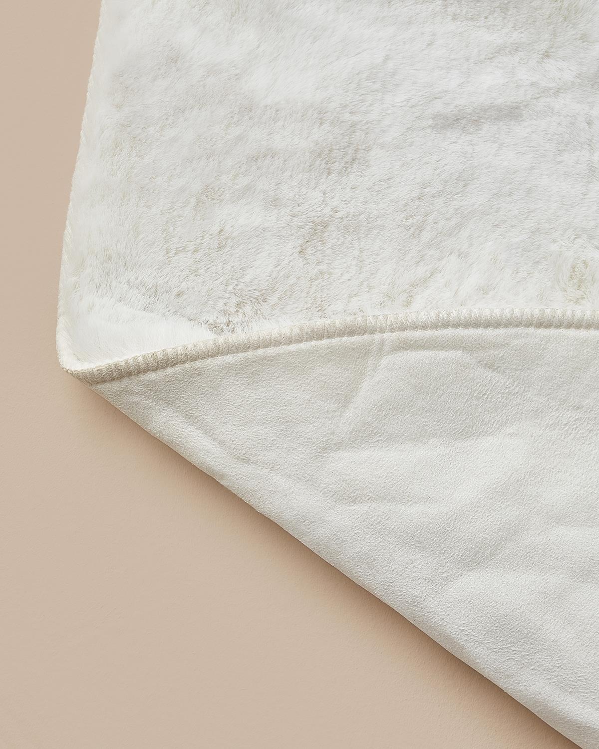 Soft Touch Килим Изкуствен Кожух Rabbit Плюш 120 см Бял