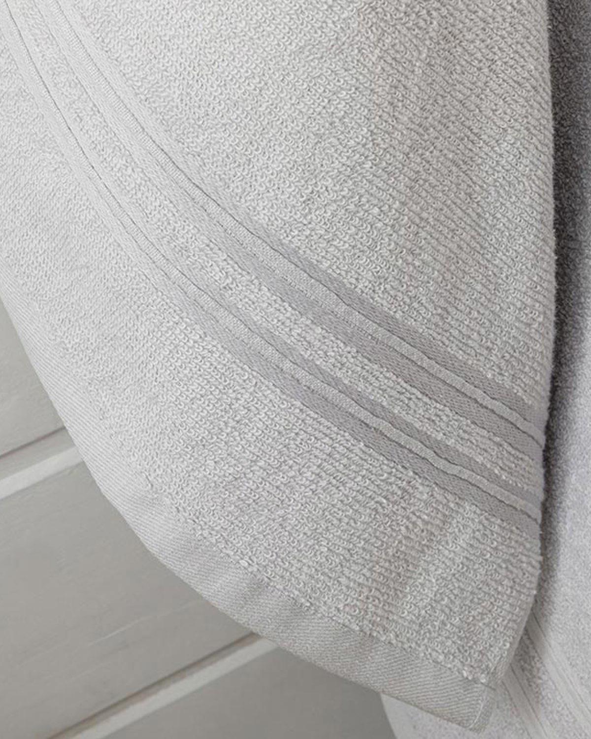 Thin Stripe Комплект Кърпи За Баня 2 бр. С рипс 50x85+70x140 см Светлосив