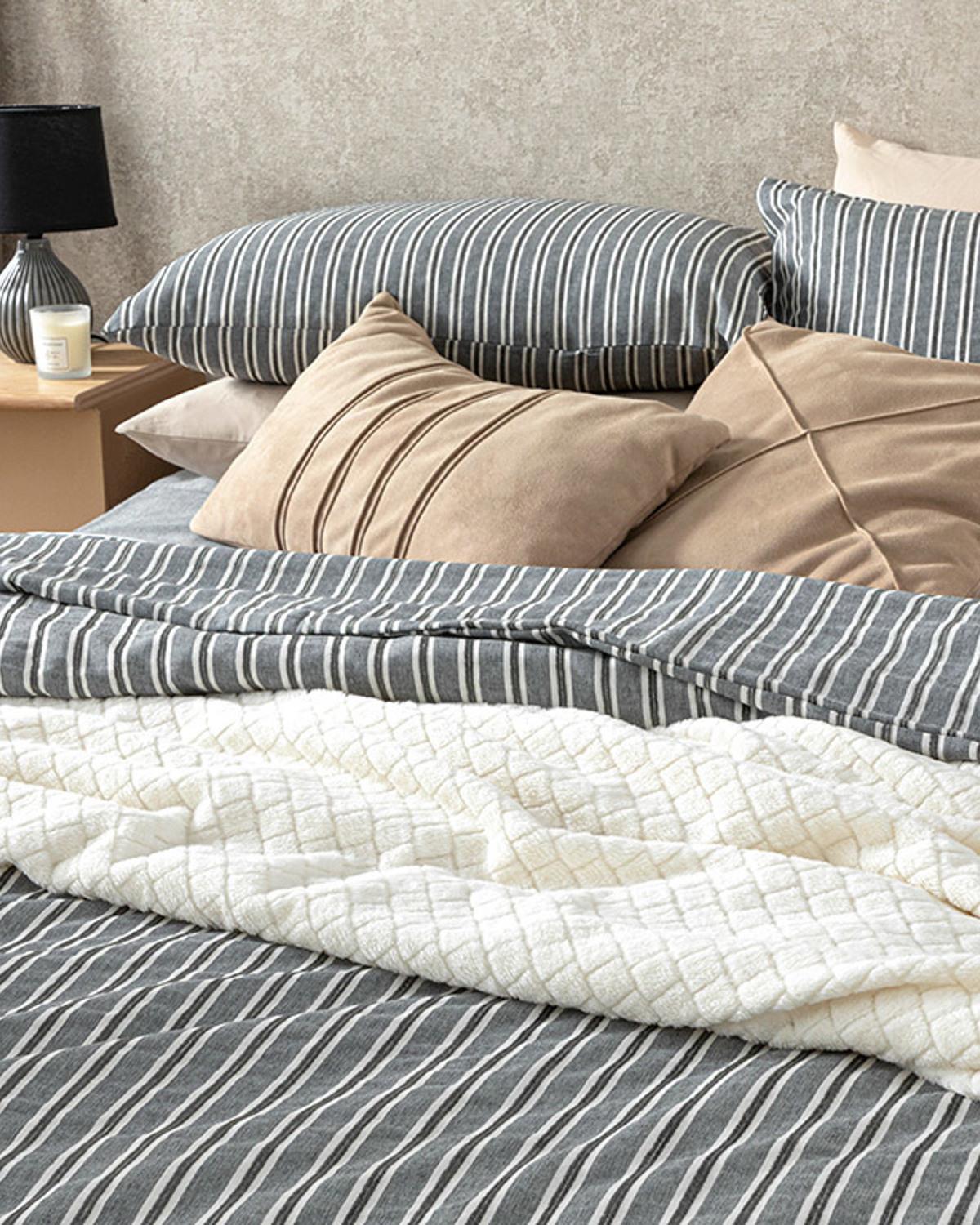 Velvety Спален Комплект Единичен Шенилна тъкан с багрени нишки 160x220 см Сив - Антрацит