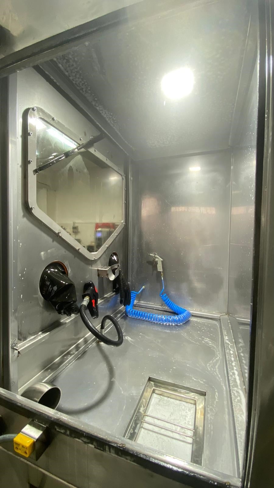 Parça Yıkama MakineleriİNTERSONİKIntersonik Manuwash 80 Manuel Parça Yıkama Makinesi - 80x50 cm Kabinli YıkamaIntersonik Manuwash 70 Standart Manuel Parça Yıkama Makinesi 