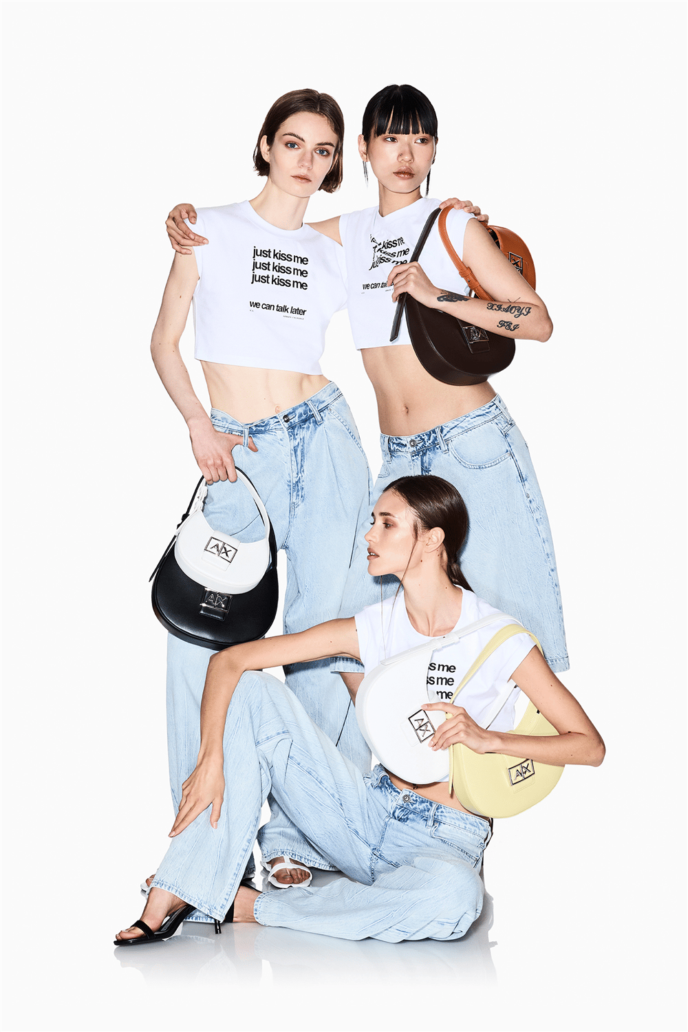 Armani Exchange Kadın Omuz Çantası