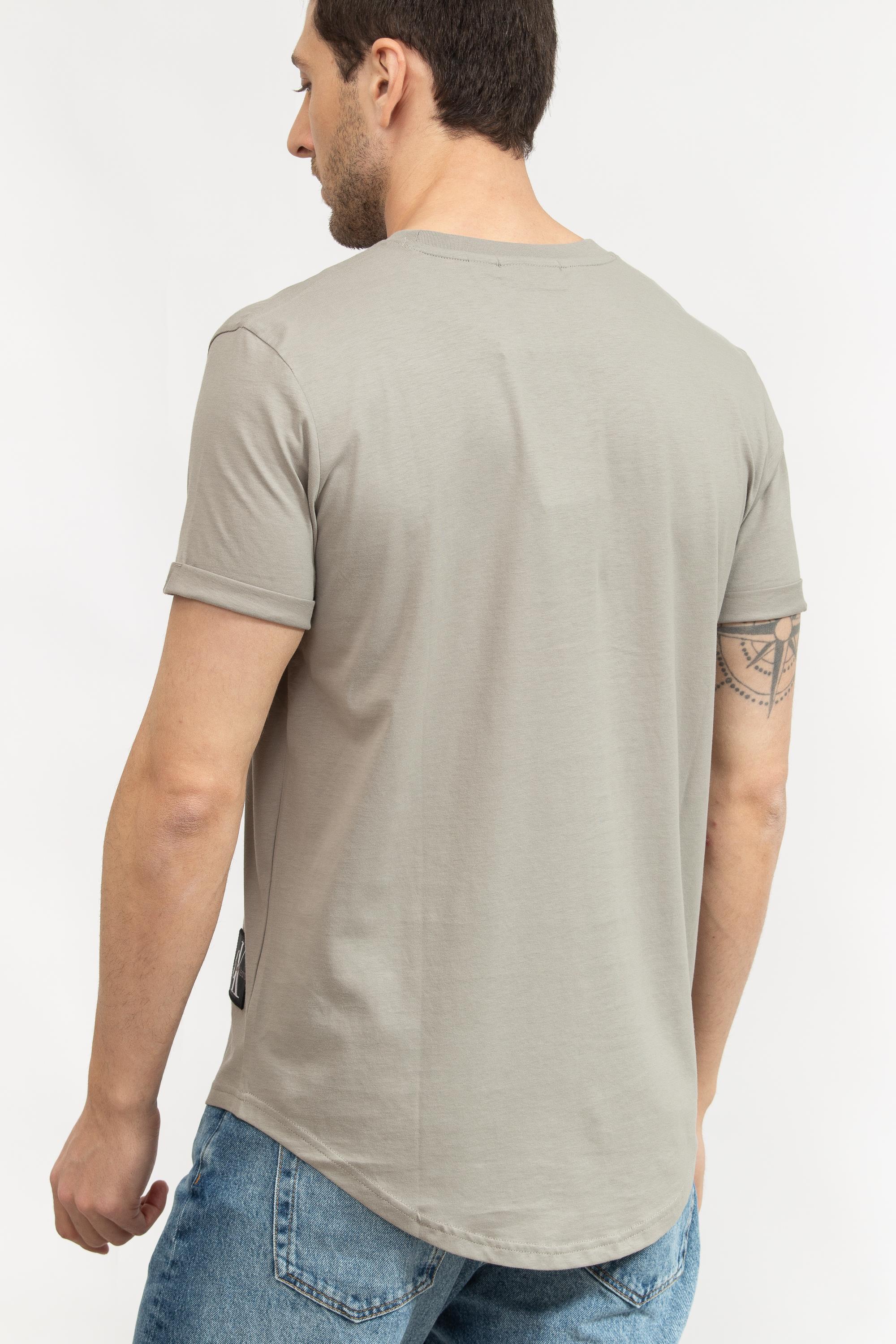 calvin-klein-badge-turn-up-erkek-bisik-b7-4f4.jpg