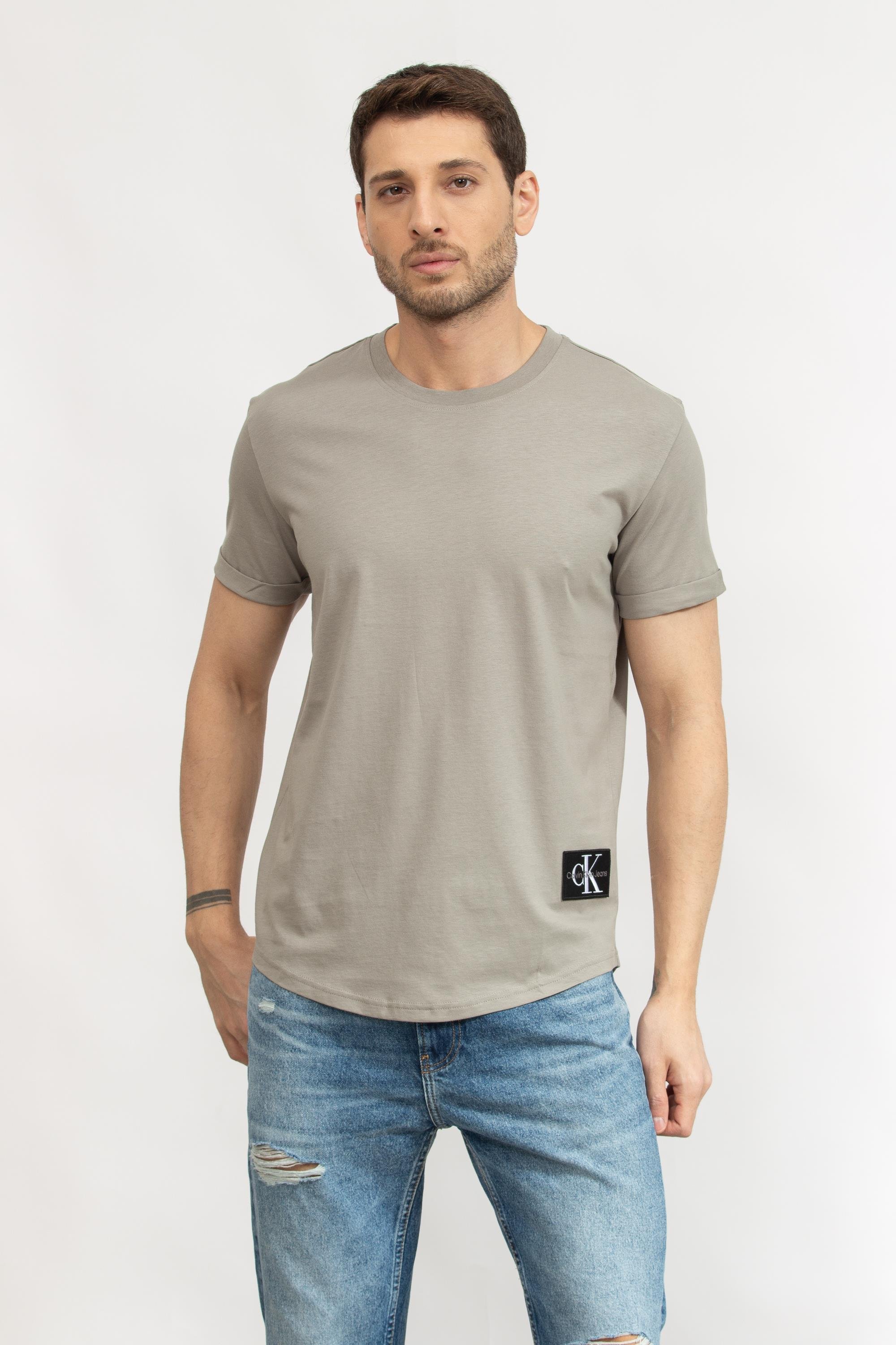 calvin-klein-badge-turn-up-erkek-bisik-bbb2-3.jpg