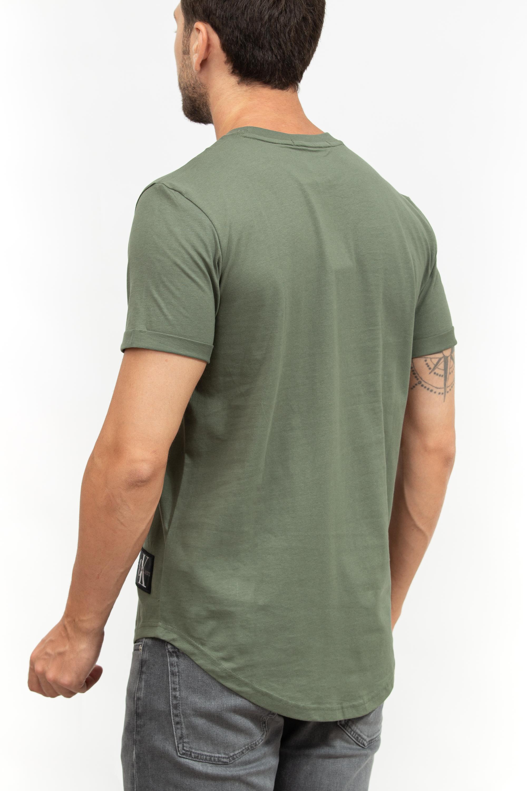 Calvin Klein Badge Turn Up Erkek Bisiklet Yaka T-Shirt