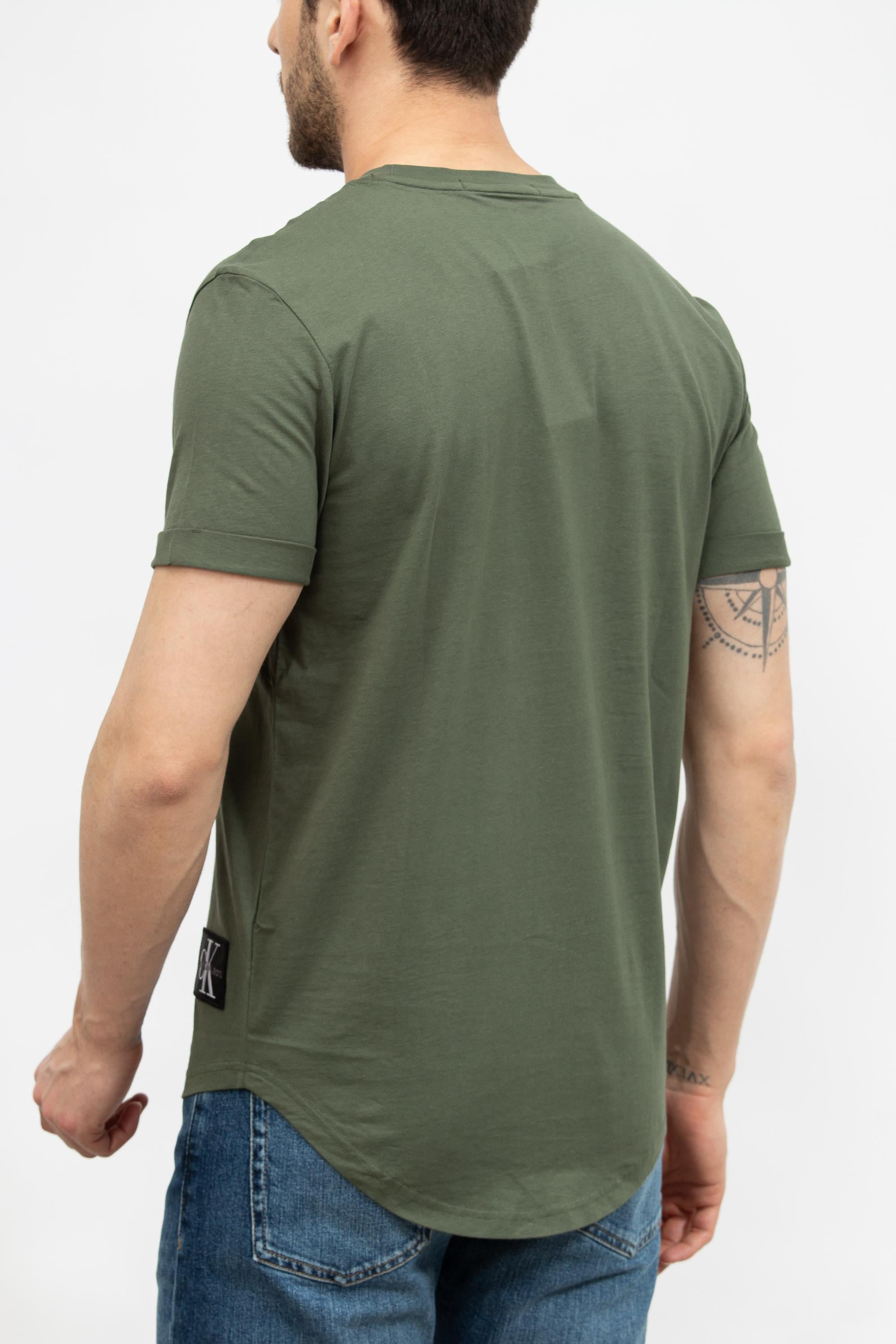 Calvin Klein Badge Turn Up Erkek Bisiklet Yaka T-Shirt