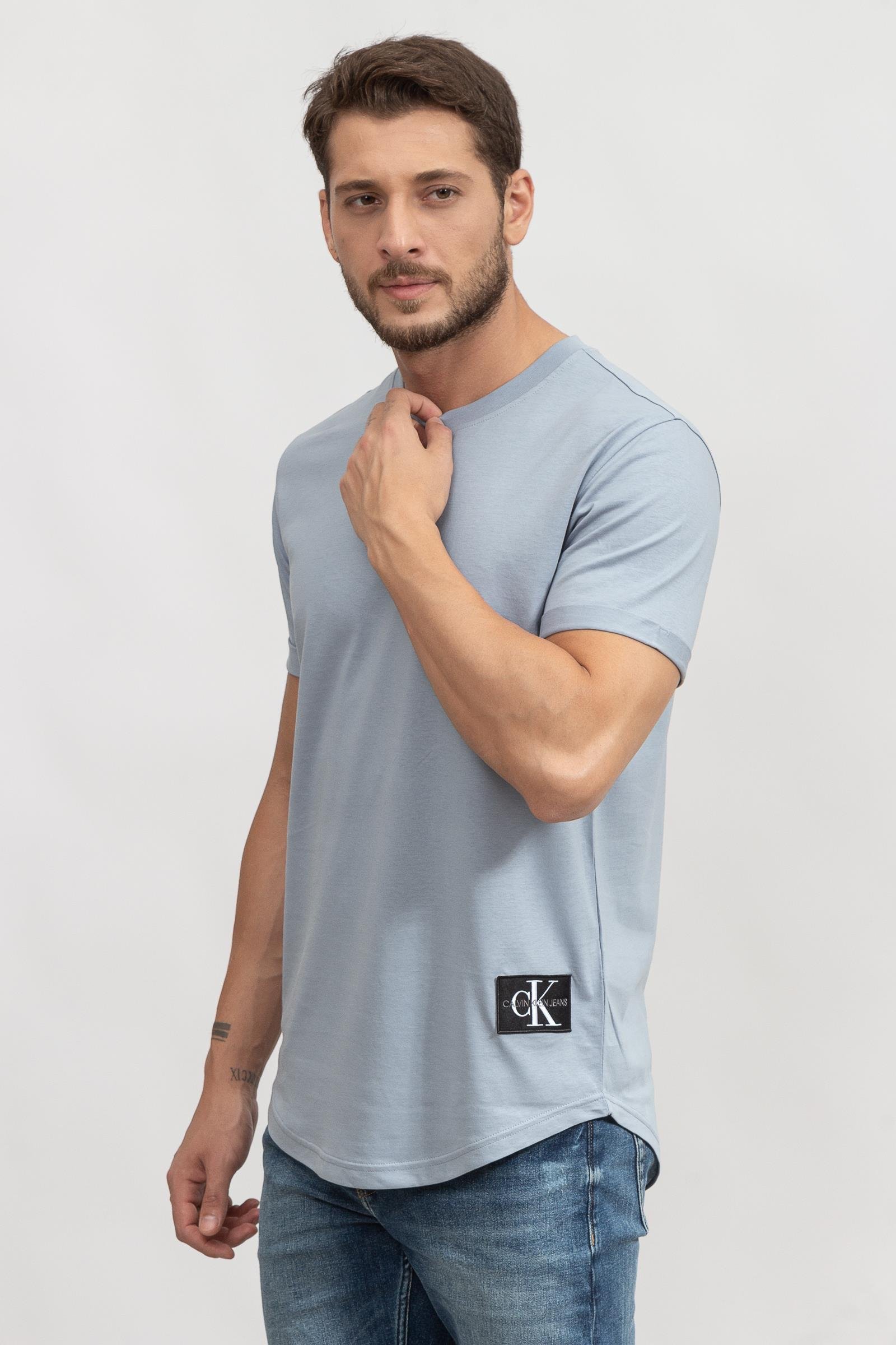 Calvin Klein Badge Turn Up Sleeve Erkek Bisiklet Yaka T-Shirt