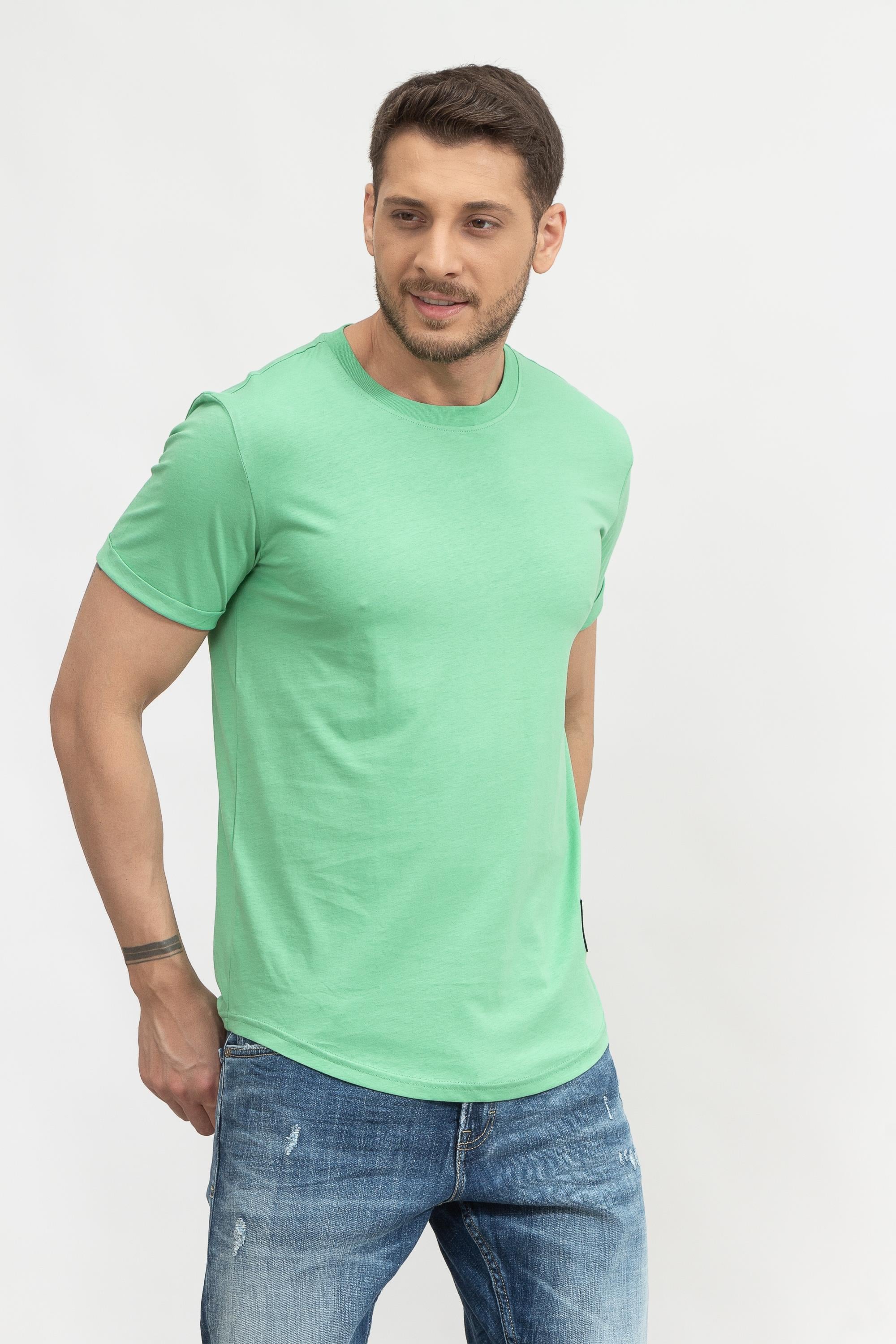 Calvin Klein Badge Turn Up Sleeve Erkek Bisiklet Yaka T-Shirt