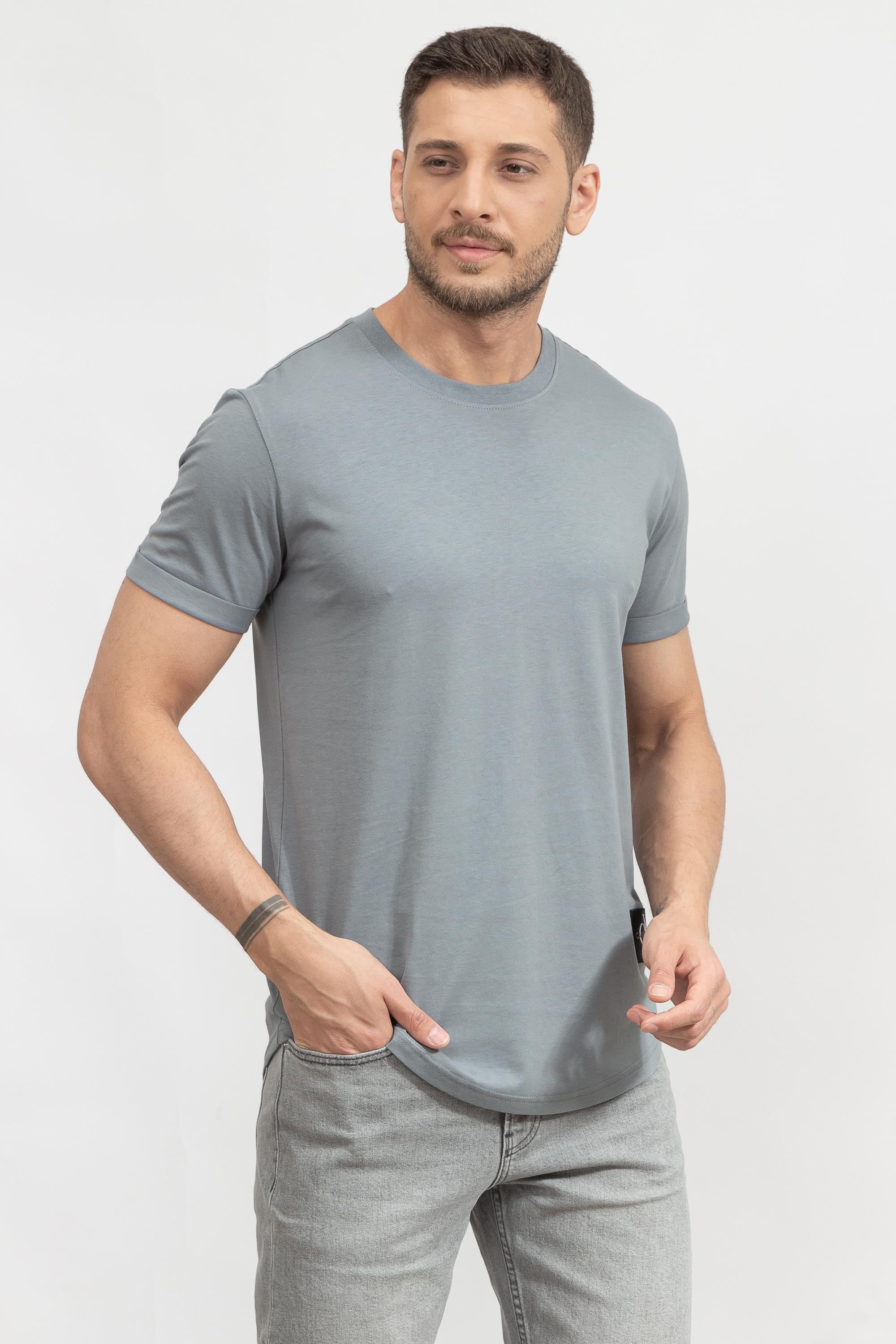 Calvin Klein Badge Turn Up Sleeve Erkek Bisiklet Yaka T-Shirt