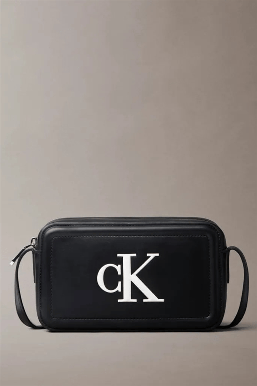Calvin Klein Bold CK Camera Bag Kadın Mini Omuz Çantası Siyah