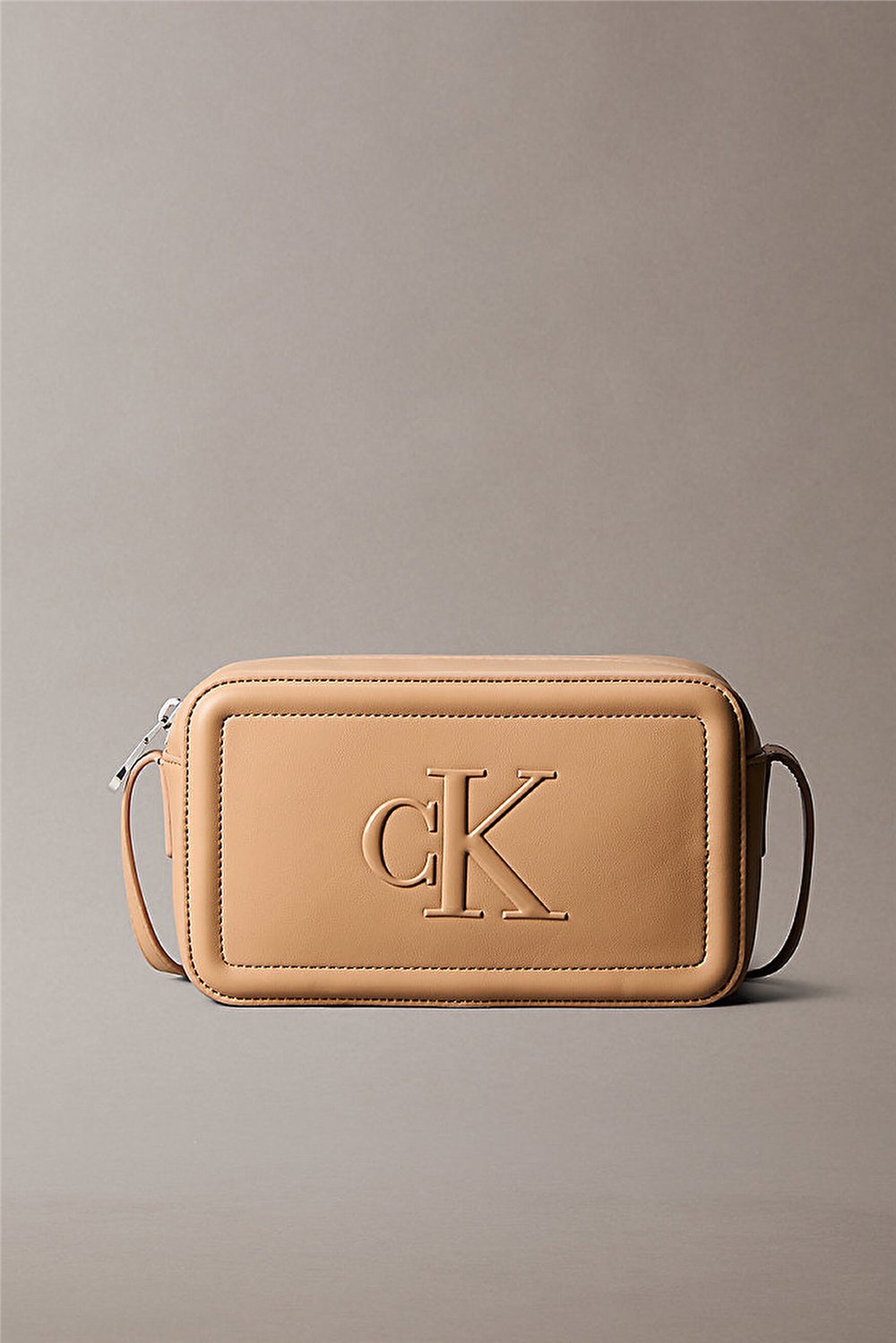 Calvin Klein Bold CK Camera Bag Kadın Mini Omuz Çantası