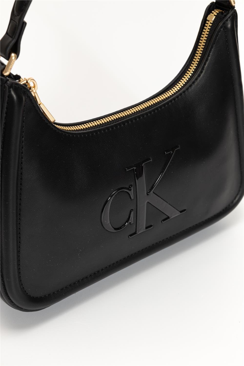 Calvin Klein Bold Ck Kadın Mini Omuz Çantası