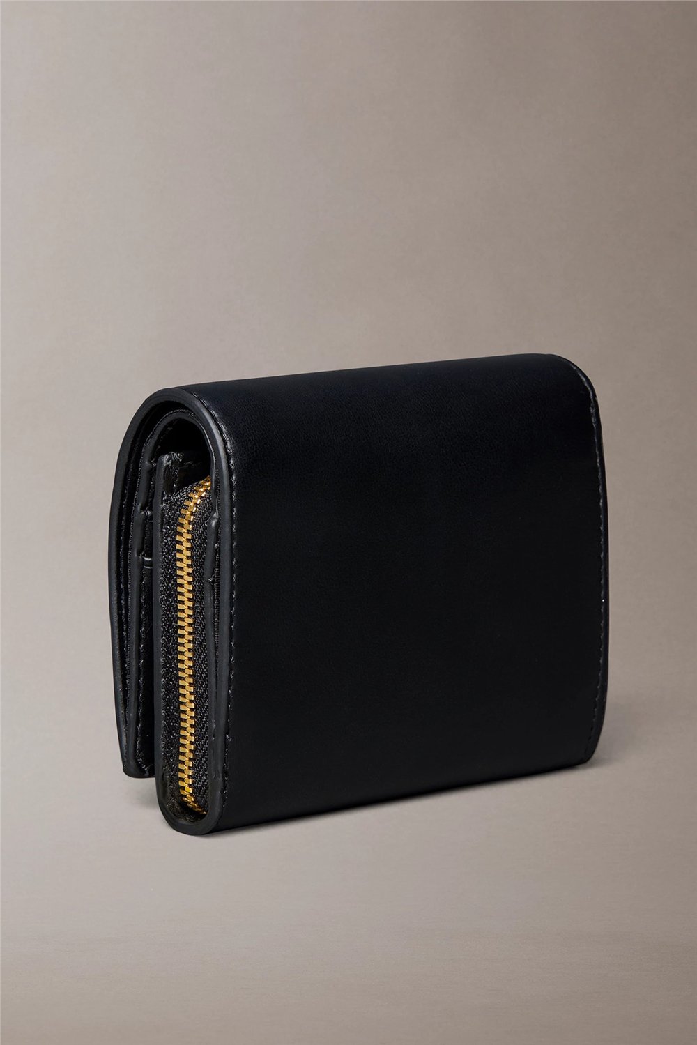 Calvin Klein Bold CK Medium Bifold Kadın Cüzdan Siyah