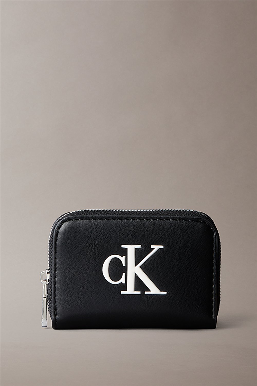 Calvin Klein Bold CK Medium Zip Around Kadın Cüzdan