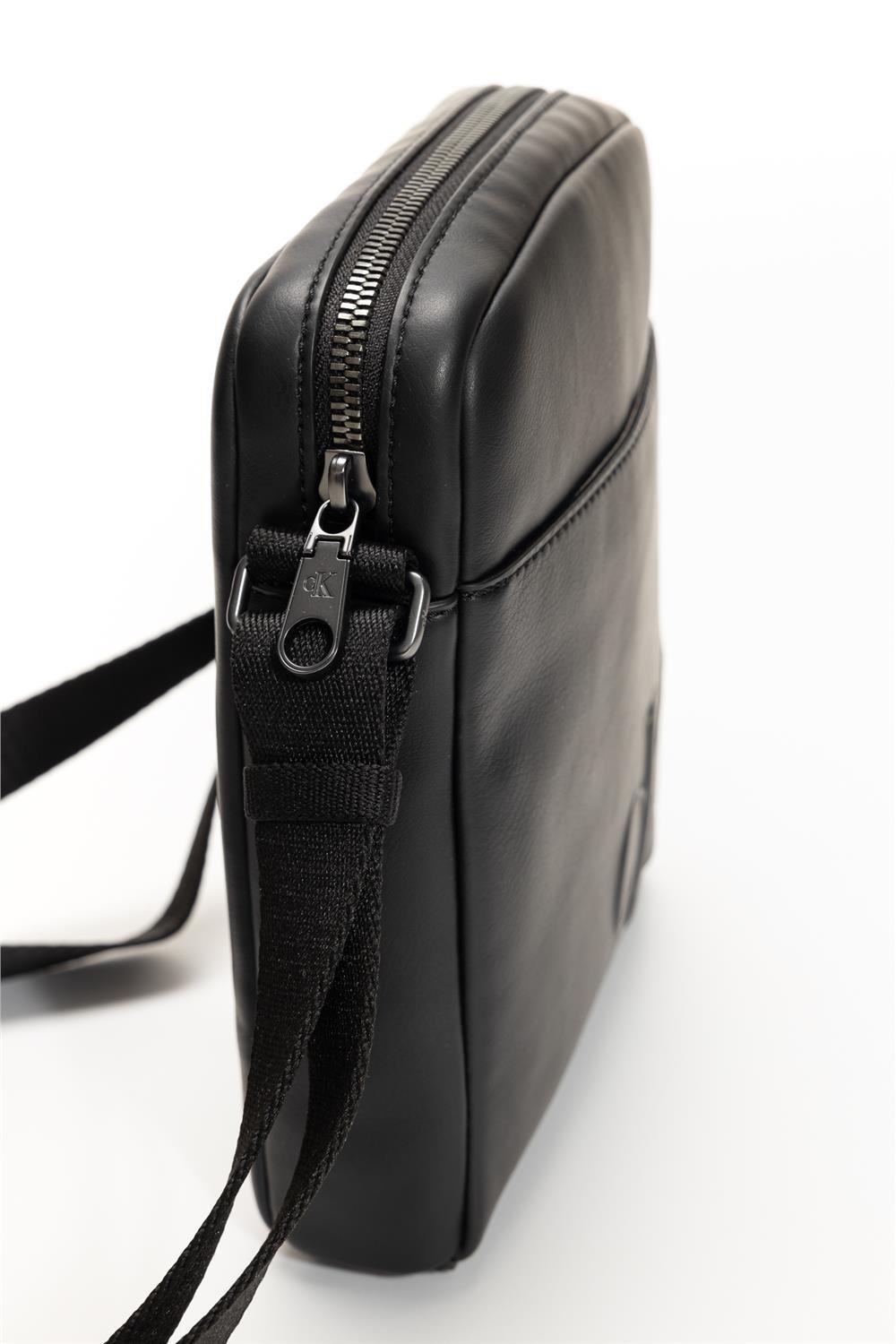 Calvin Klein Bold Ck Reporter Erkek Reporter Çanta