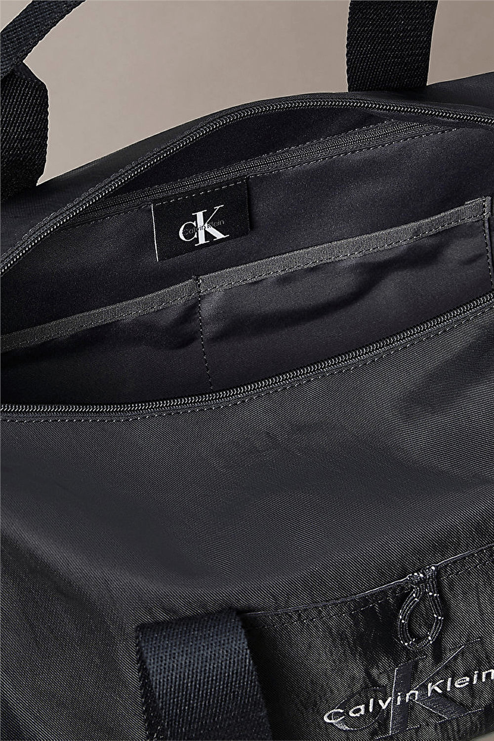 Calvin Klein Bold Weekender Erkek El Çantası Siyah