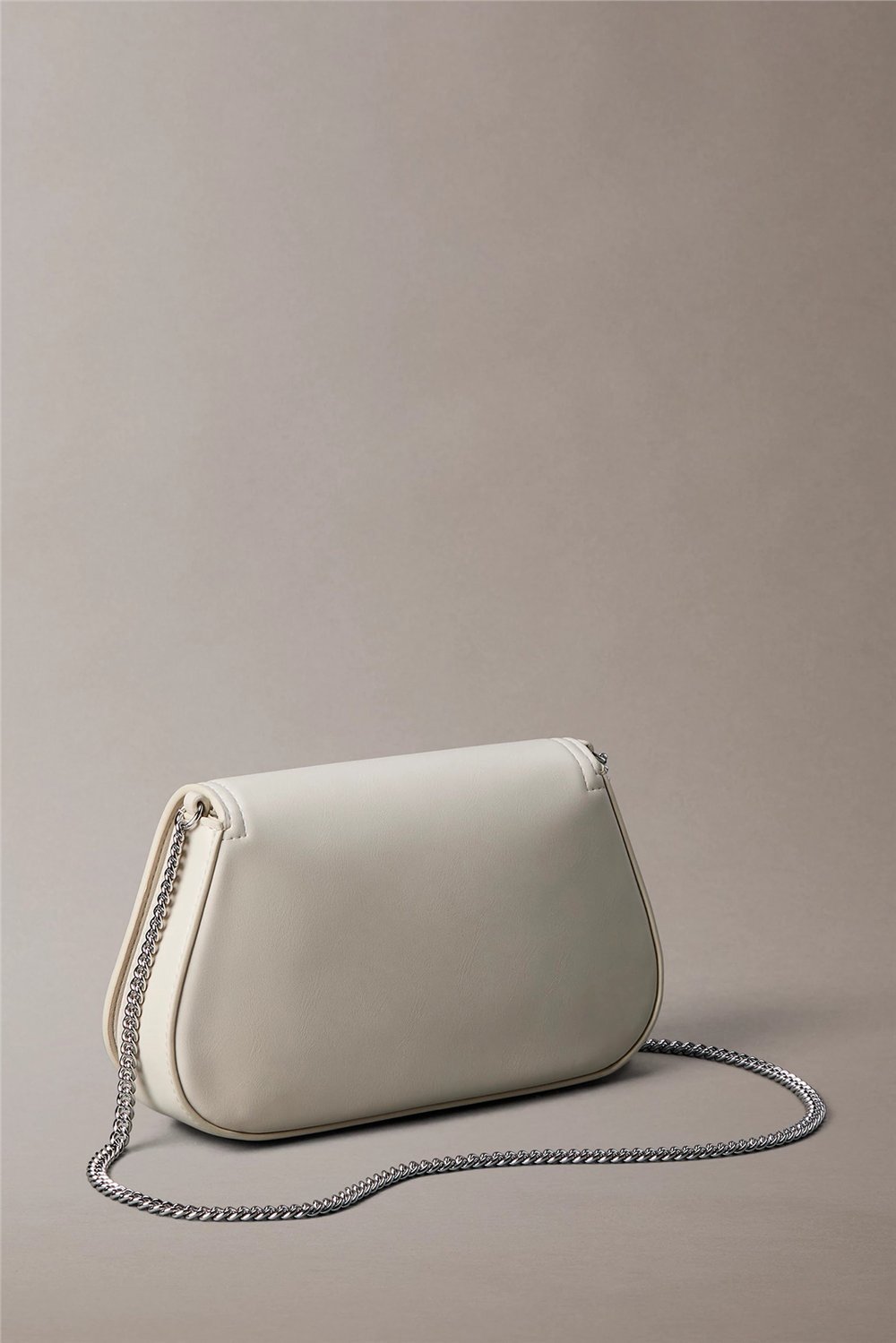 Calvin Klein Ck Curved Wallet On Chain Kadın Cüzdan Bej