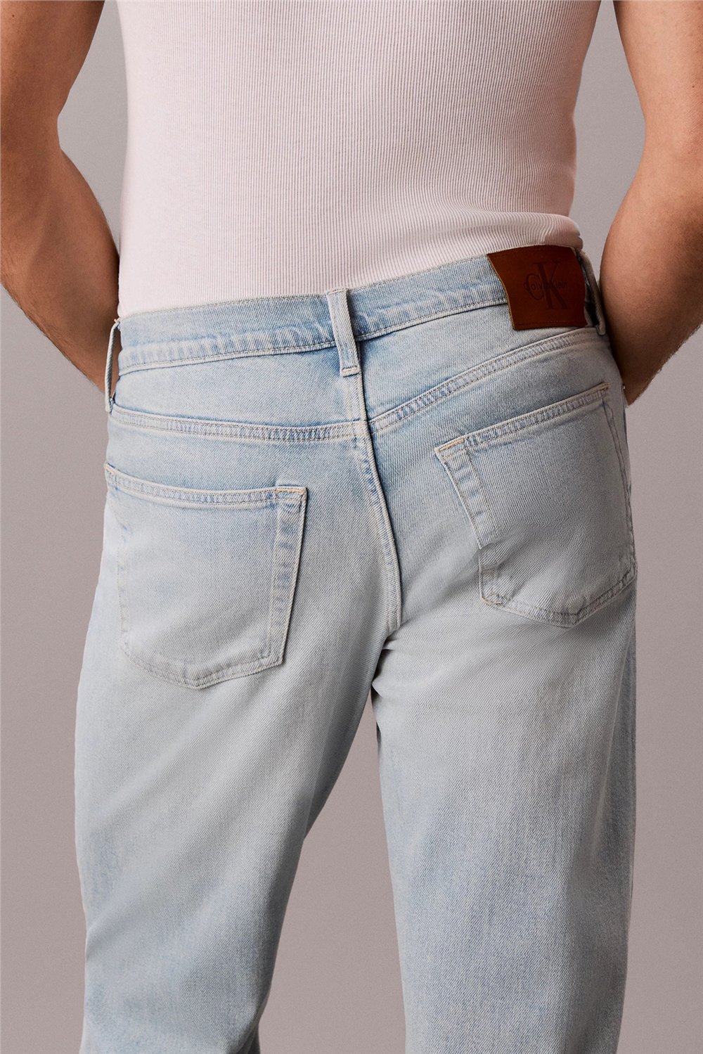 Calvin Klein Classic Taper Vintage Whisper Je Erkek Jean Pantolon
