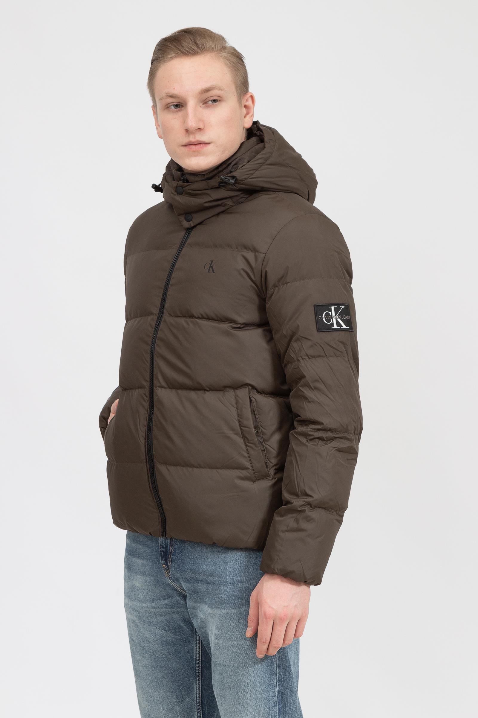 Calvin Klein Core Essentials Erkek Mont