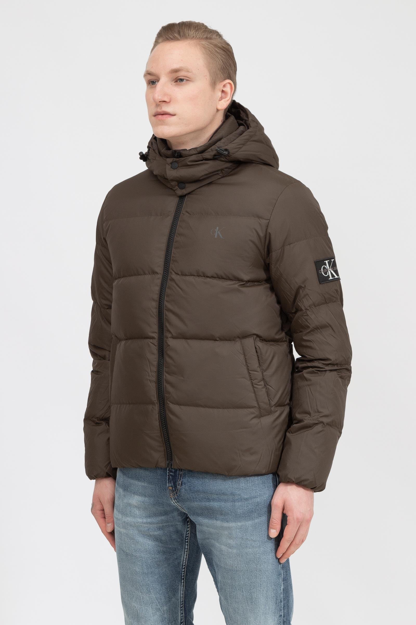 Calvin Klein Core Essentials Erkek Mont