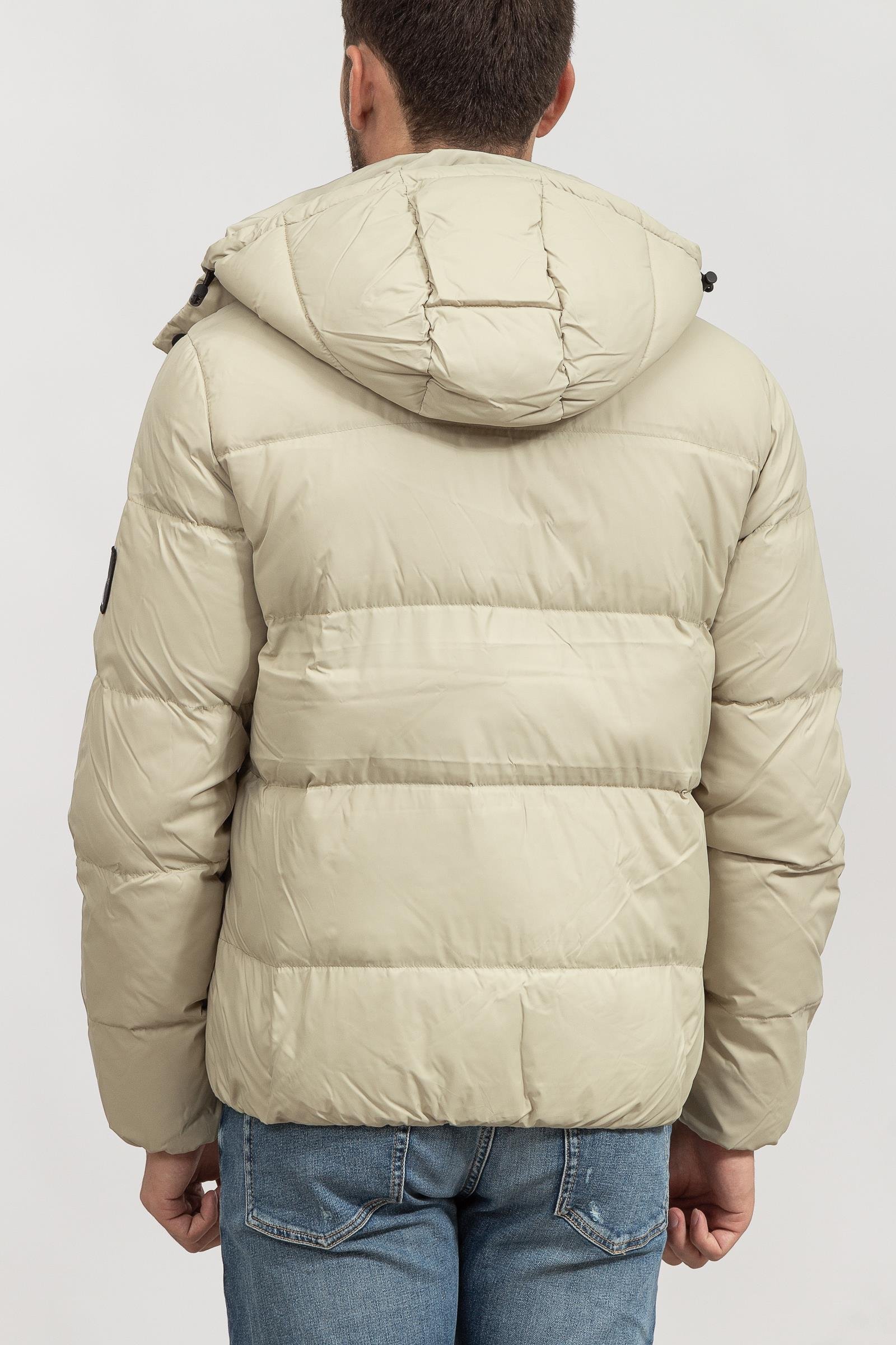 Calvin Klein Core Essentials Erkek Mont