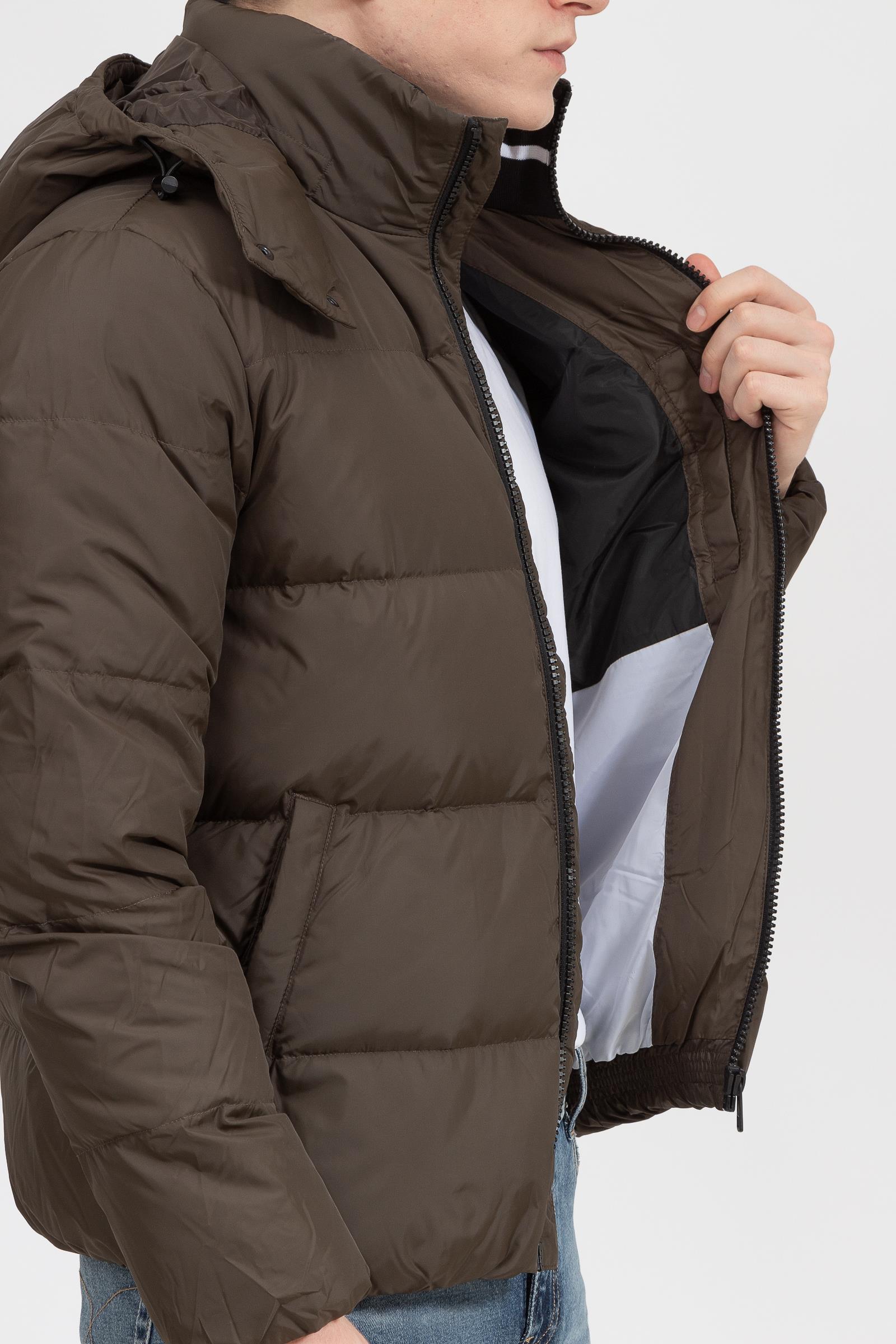 Calvin Klein Core Essentials Erkek Mont