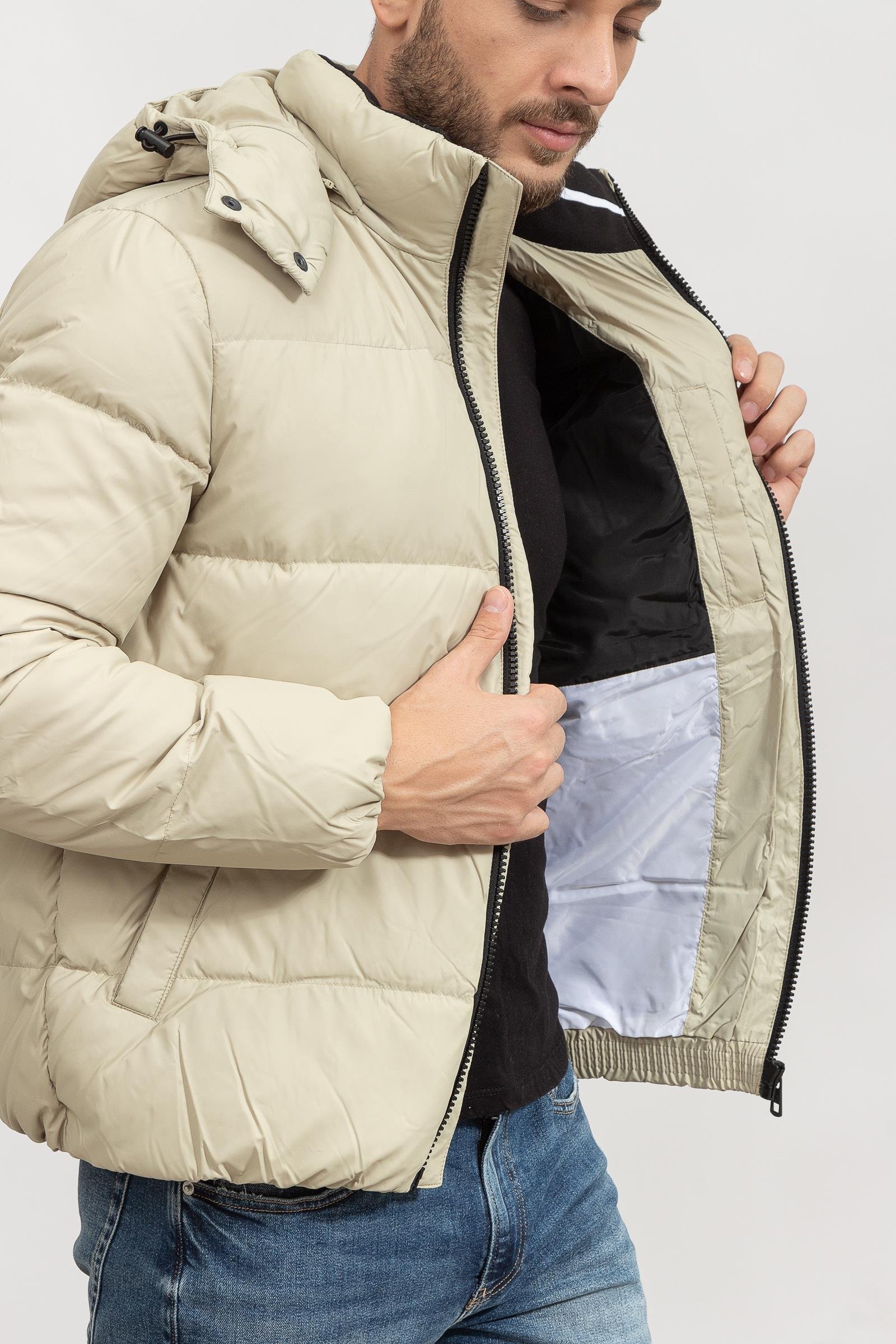 Calvin Klein Core Essentials Erkek Mont