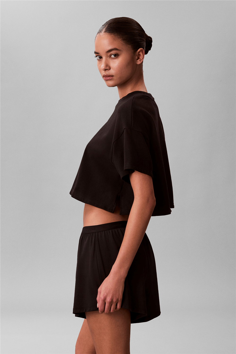 Calvin Klein Cropped Tee Kadın Crop T-Shirt