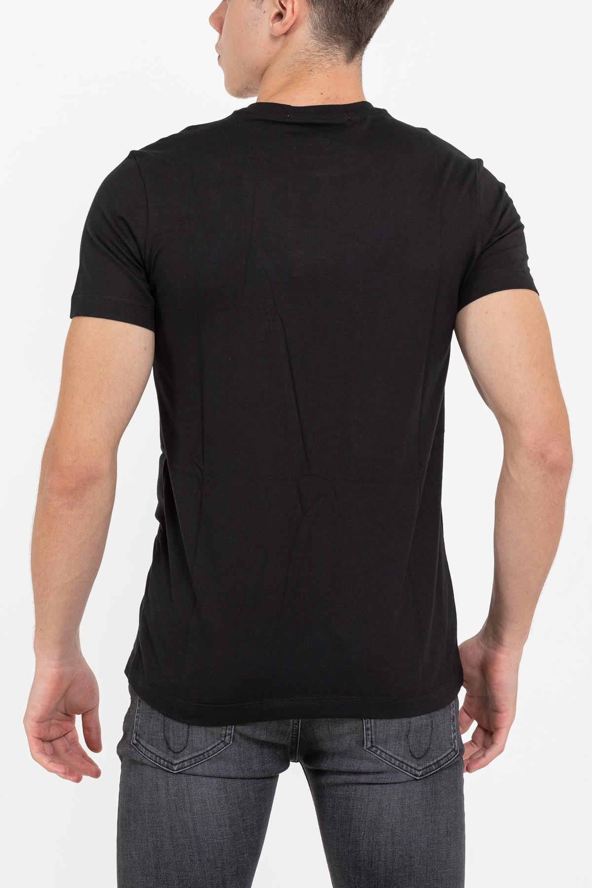 Calvin Klein Dikey Şerit Logolu Erkek T-Shirt