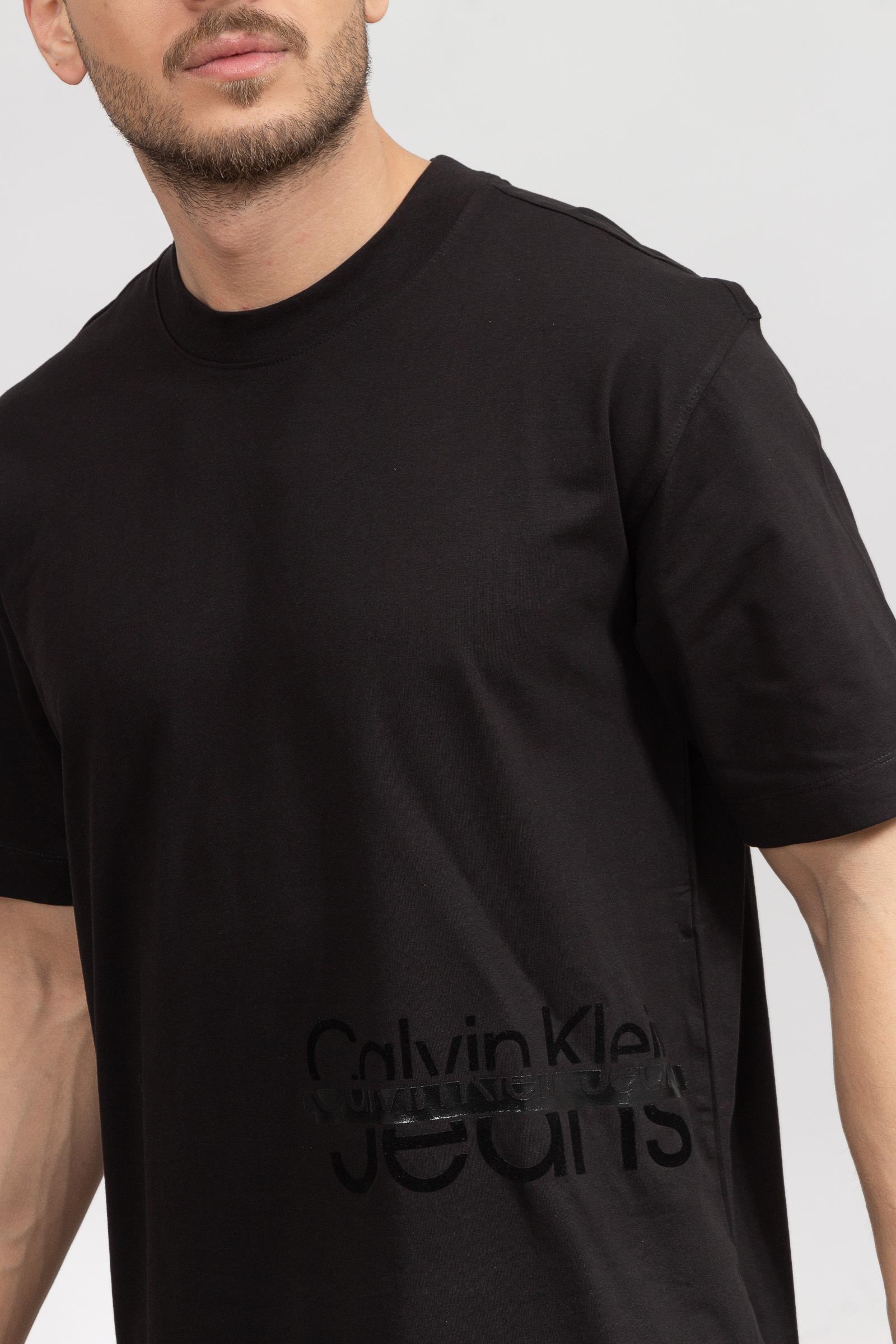 Calvin Klein Disrupted Lacquer Logo Erkek Bisiklet Yaka T-Shirt