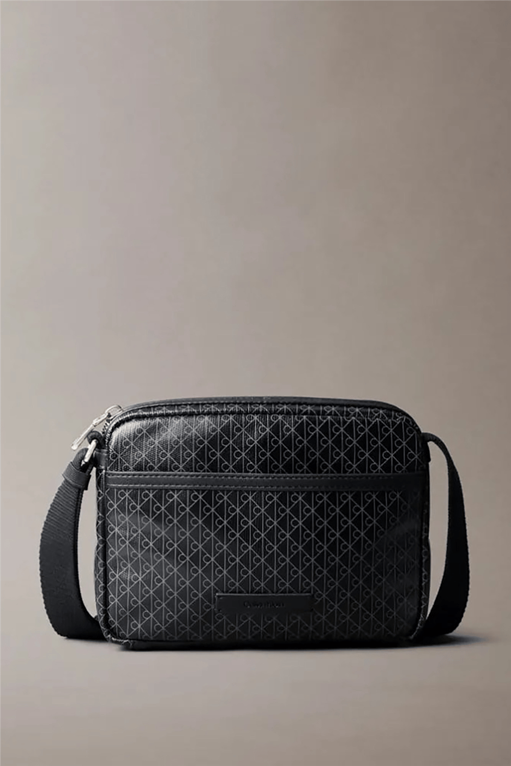 Calvin Klein Emblem Aop Coated Canvas Erkek Reporter Çanta Siyah