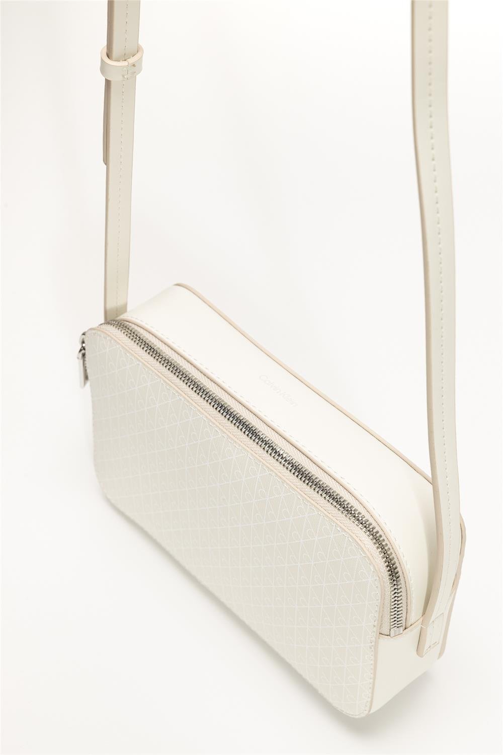 Calvin Klein Emblem Aop Elongated Kadın Mini Omuz Çantası