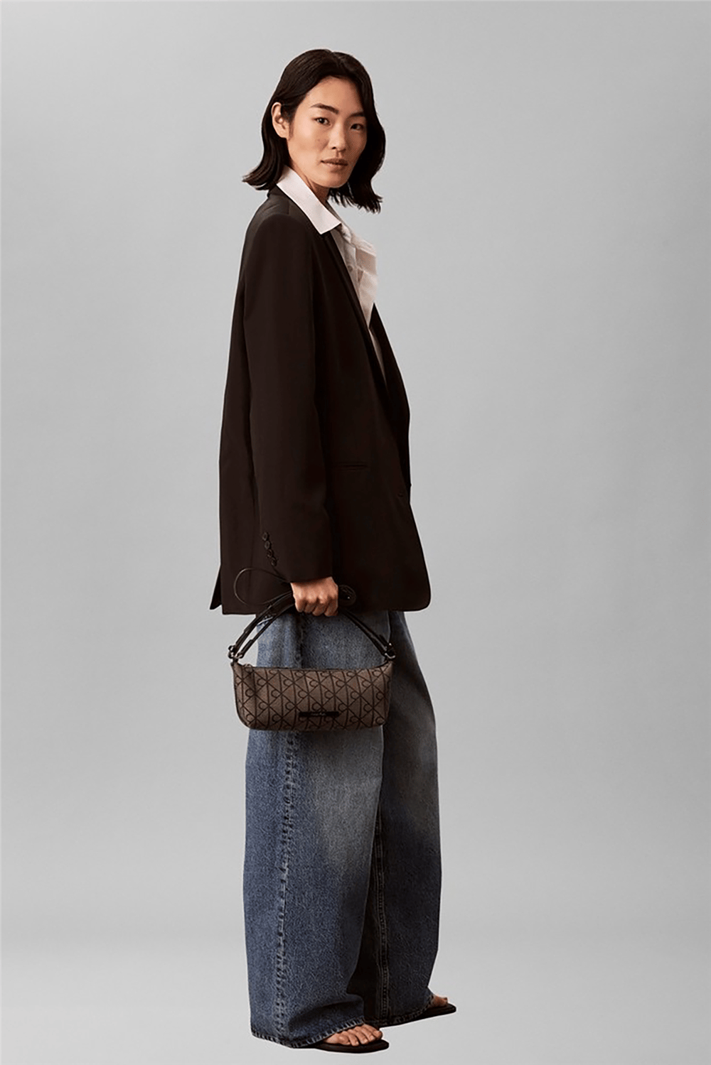 Calvin Klein Emblem Aop Jacquard Conv Bag Kadın Omuz Çantası Yeşil