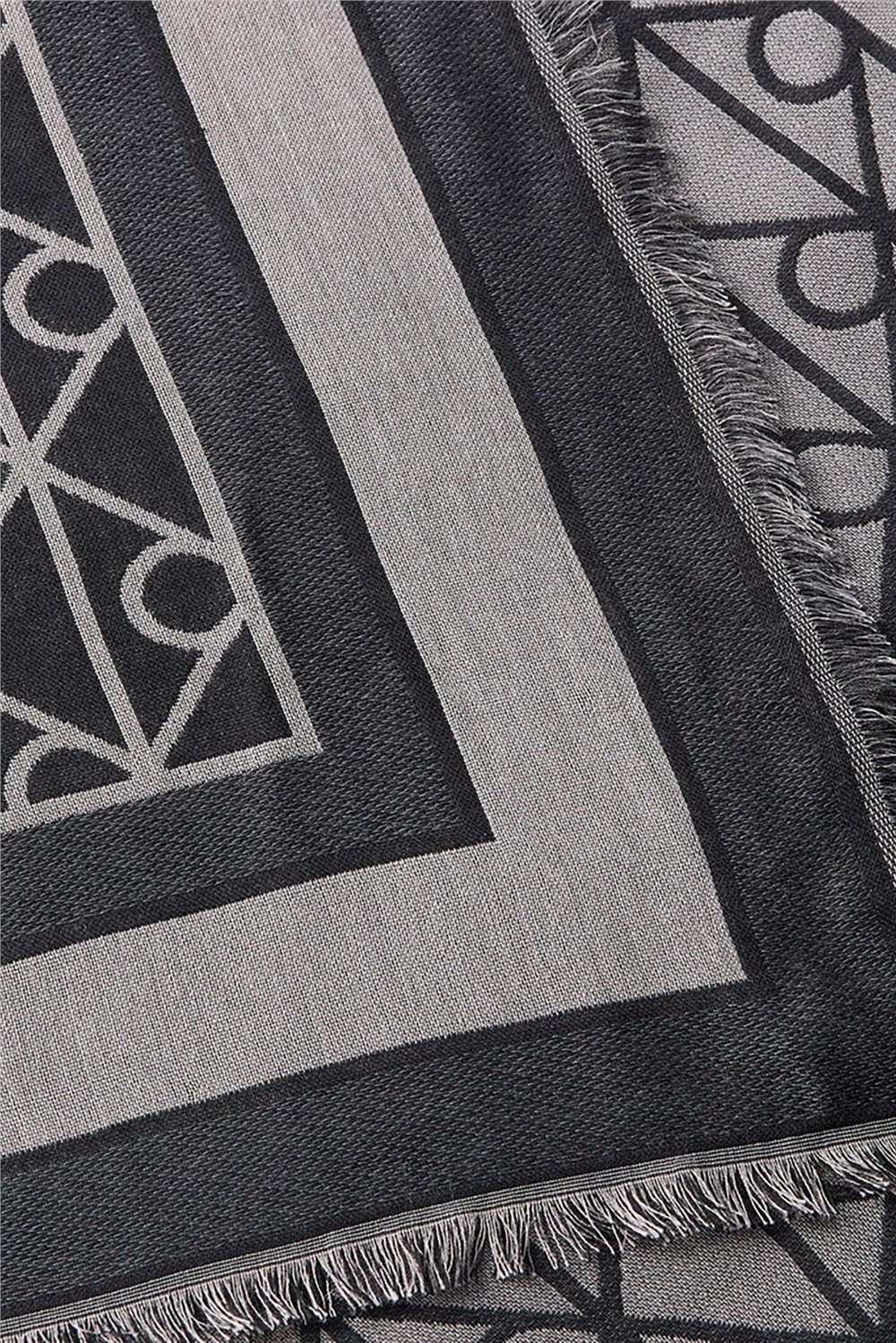 Calvin Klein Emblem Aop Jacquard Square Scarf Kadın Atkı Siyah