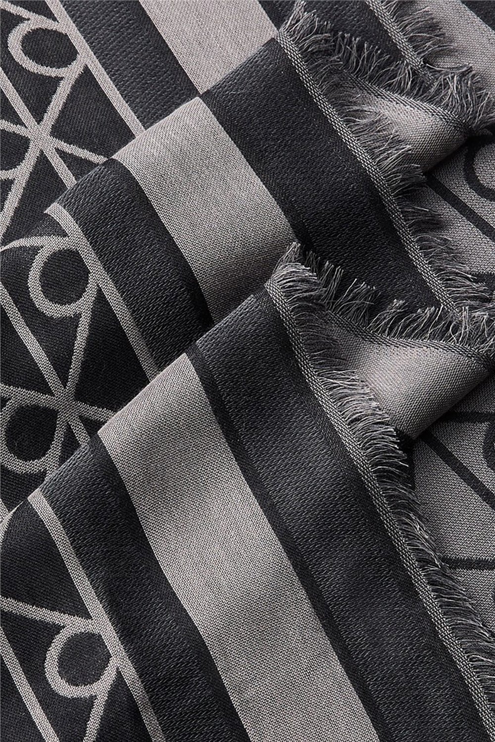 Calvin Klein Emblem Aop Jacquard Square Scarf Kadın Atkı Siyah