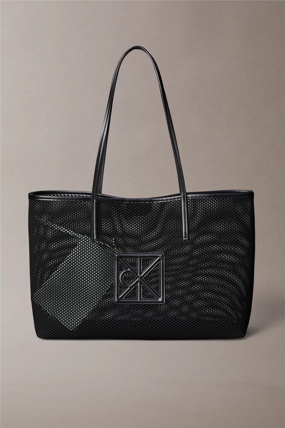 Calvin Klein Emblem Mesh Tote Kadın Omuz Çantası Siyah