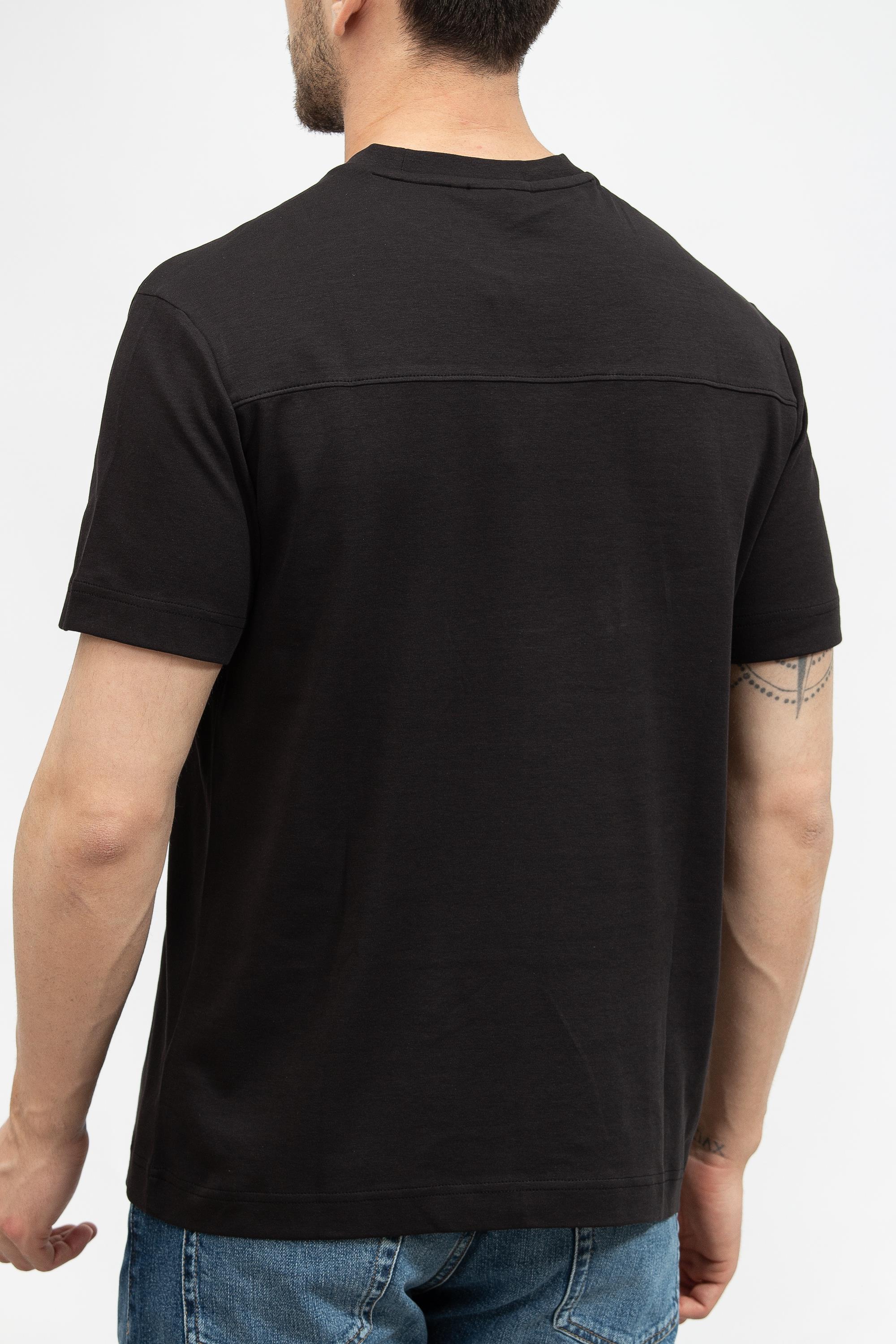 Calvin Klein Embossed Logo Erkek Bisiklet Yaka T-Shirt