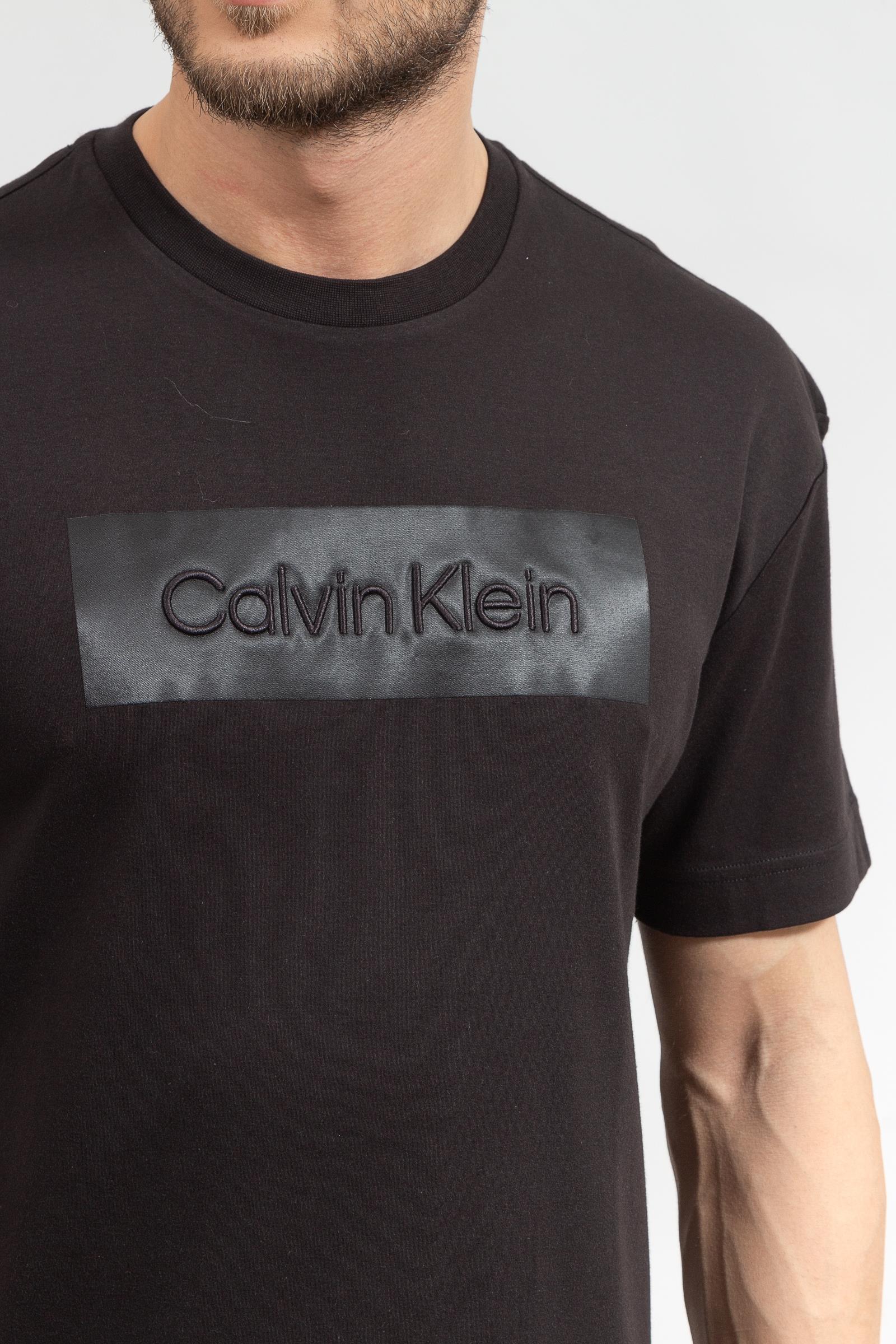 Calvin Klein Embroidered Comfort Erkek Bisiklet Yaka T-Shirt