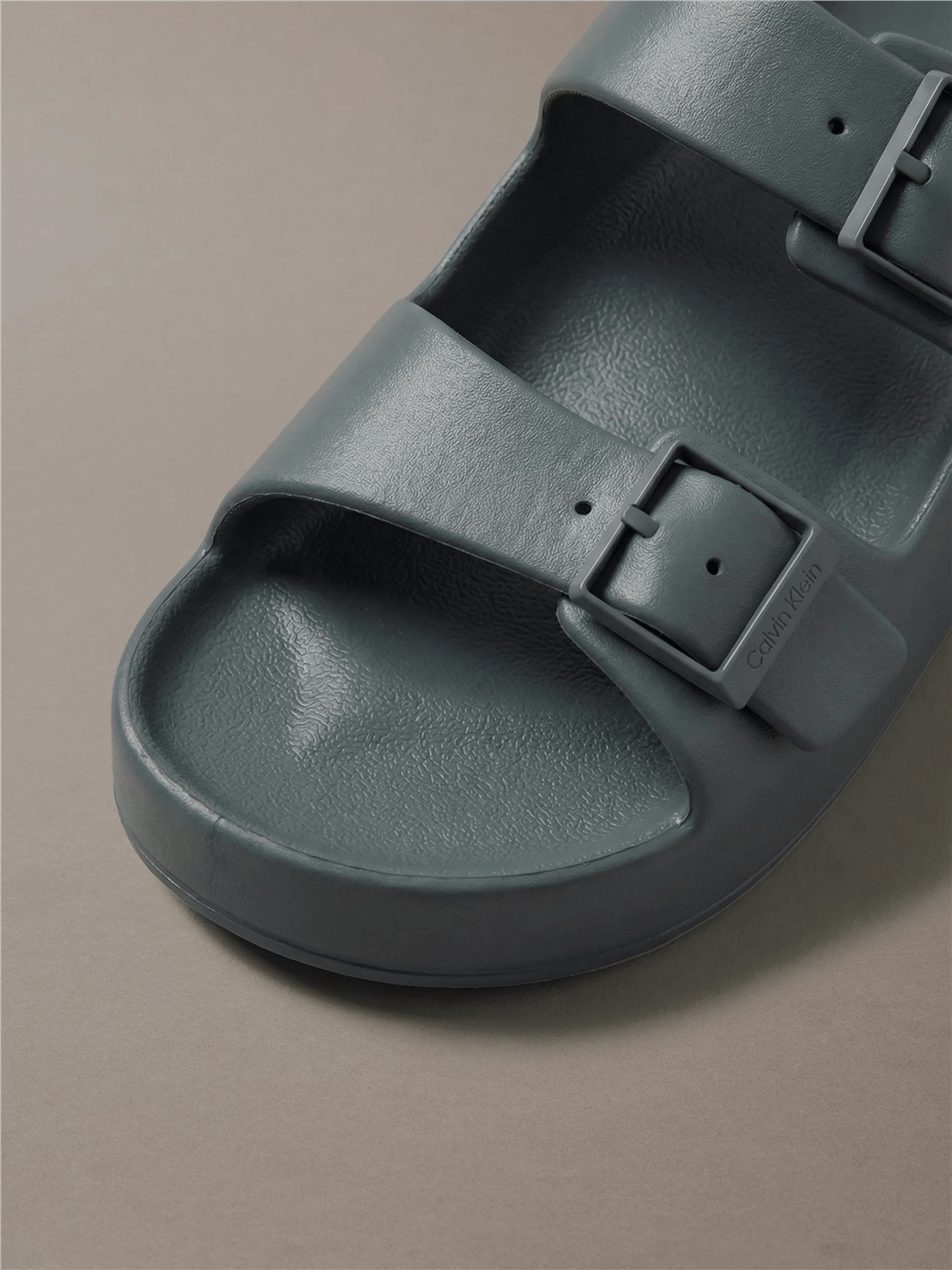 Calvin Klein Ergon Eva Double Bar Erkek Sandalet Gri